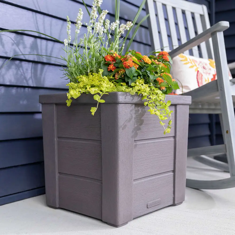 Step2 Lakewood Plantenbak - Donker Ceder