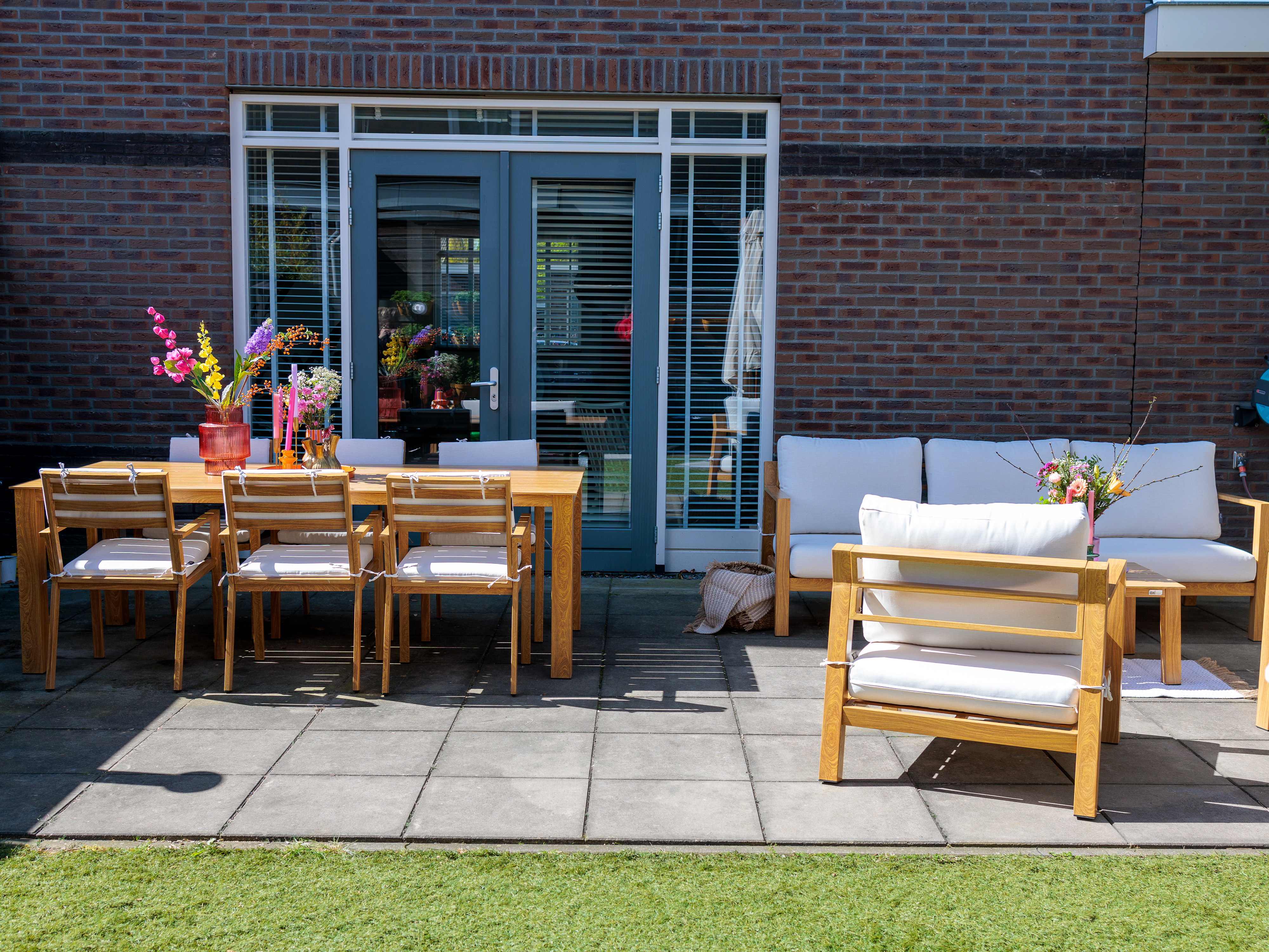 AXI Orla lounge set 4-piece with bench. table and 2 chairs Wood-look/beige-8720365063916 AXI Orla lounge set 4-piece with bench. table and 2 chairs Wood-look/beige