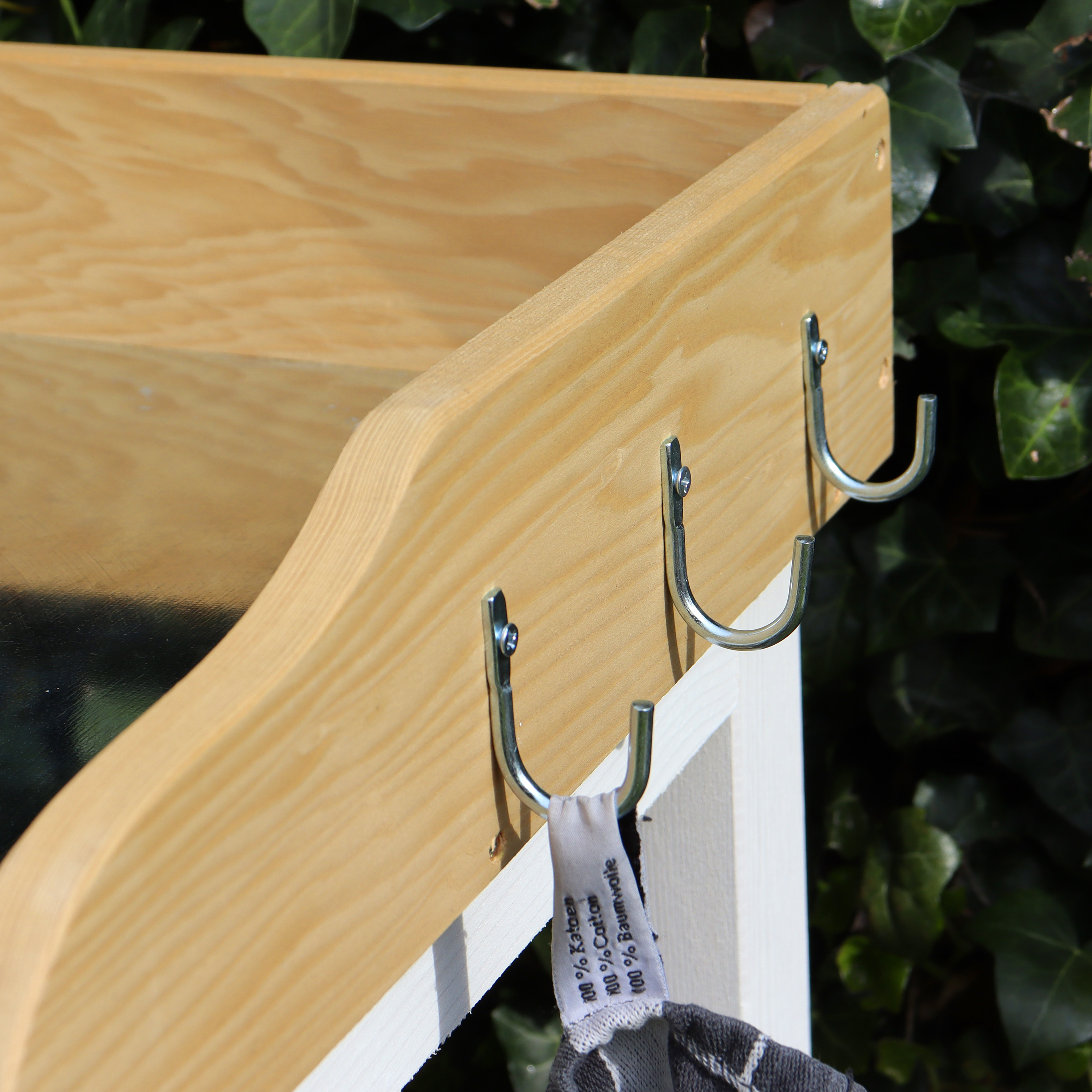 AXI Potting Table with storage shelves - Brown/White