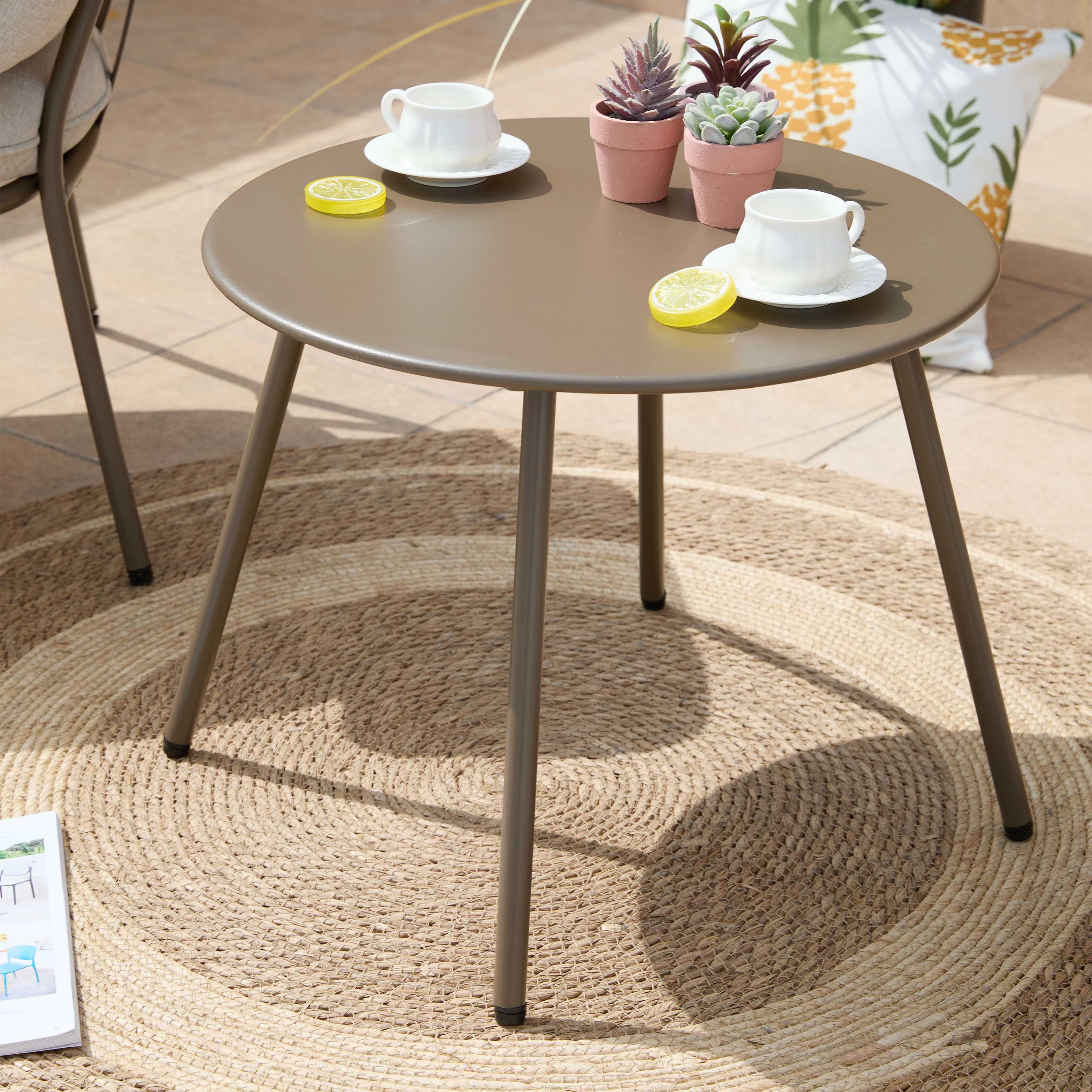 AXI Ziva Lounge Set with table & 2 chairs – Taupe/Beige