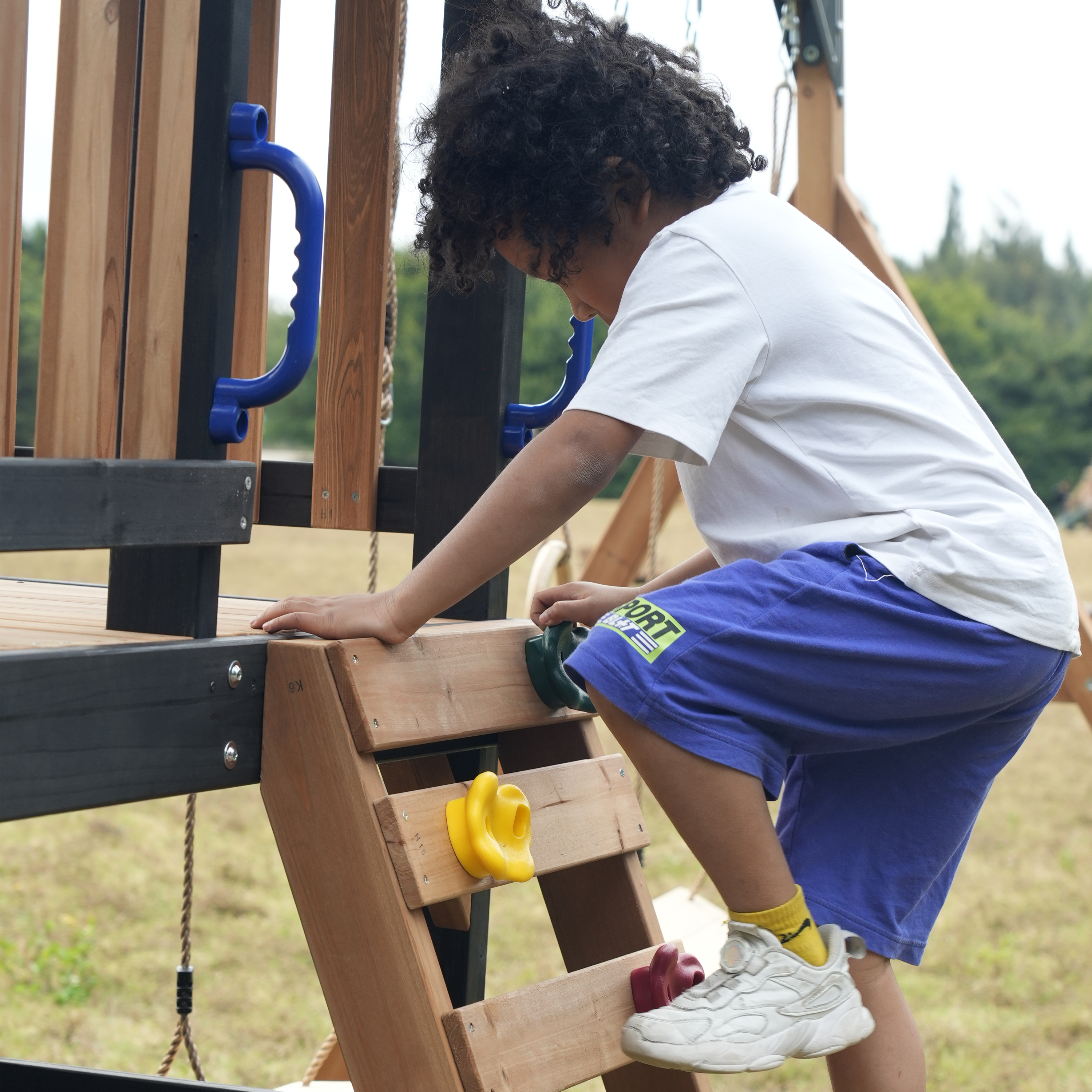 AXI Cody Climbing Frame with Swings, Trapeze and Climbing Wall – Pastel Blue Double Slide and Tube Slide