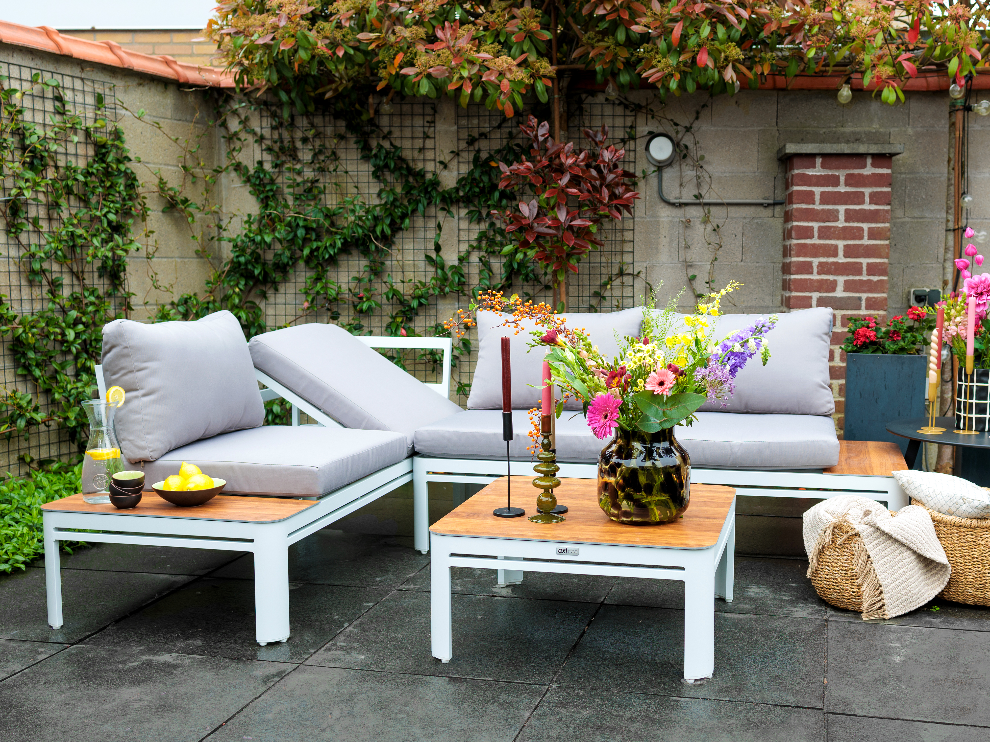 AXI Eos Lounge Set with Lounger White with Wood-Look PSPC-8720365062759 AXI Eos Lounge Set with Lounger White with Wood-Look PSPC
