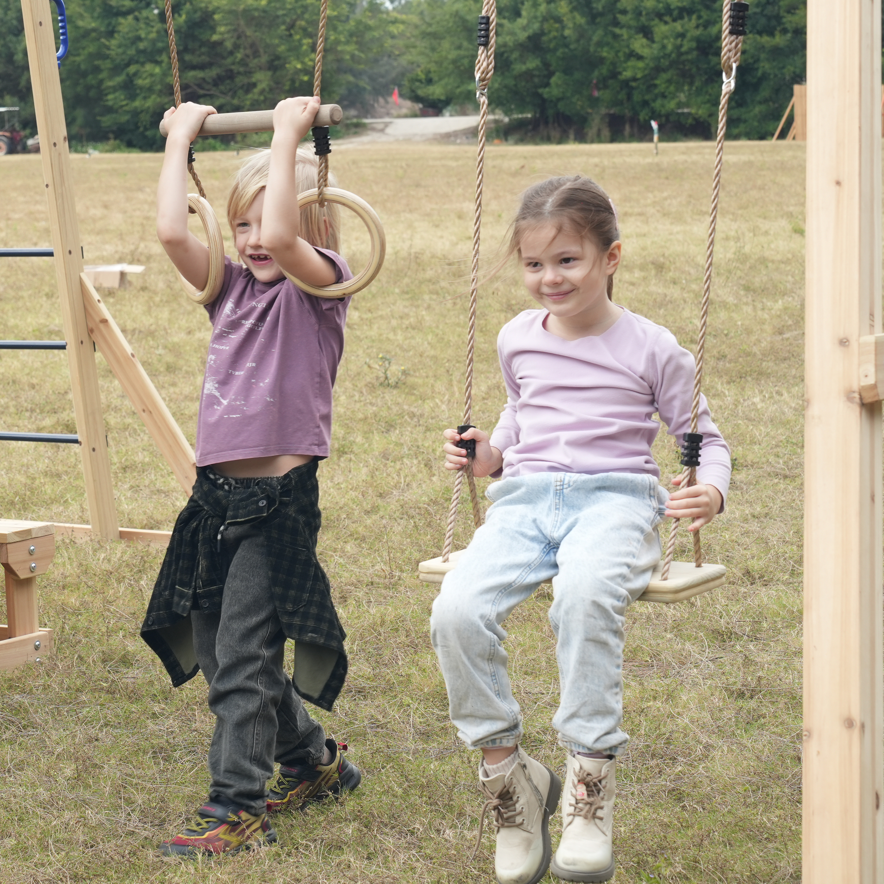 AXI Hunter Climbing Frame with Swings, Climbing Frame, Climbing Bridge and Multiple Platforms – Blue Double Slide
