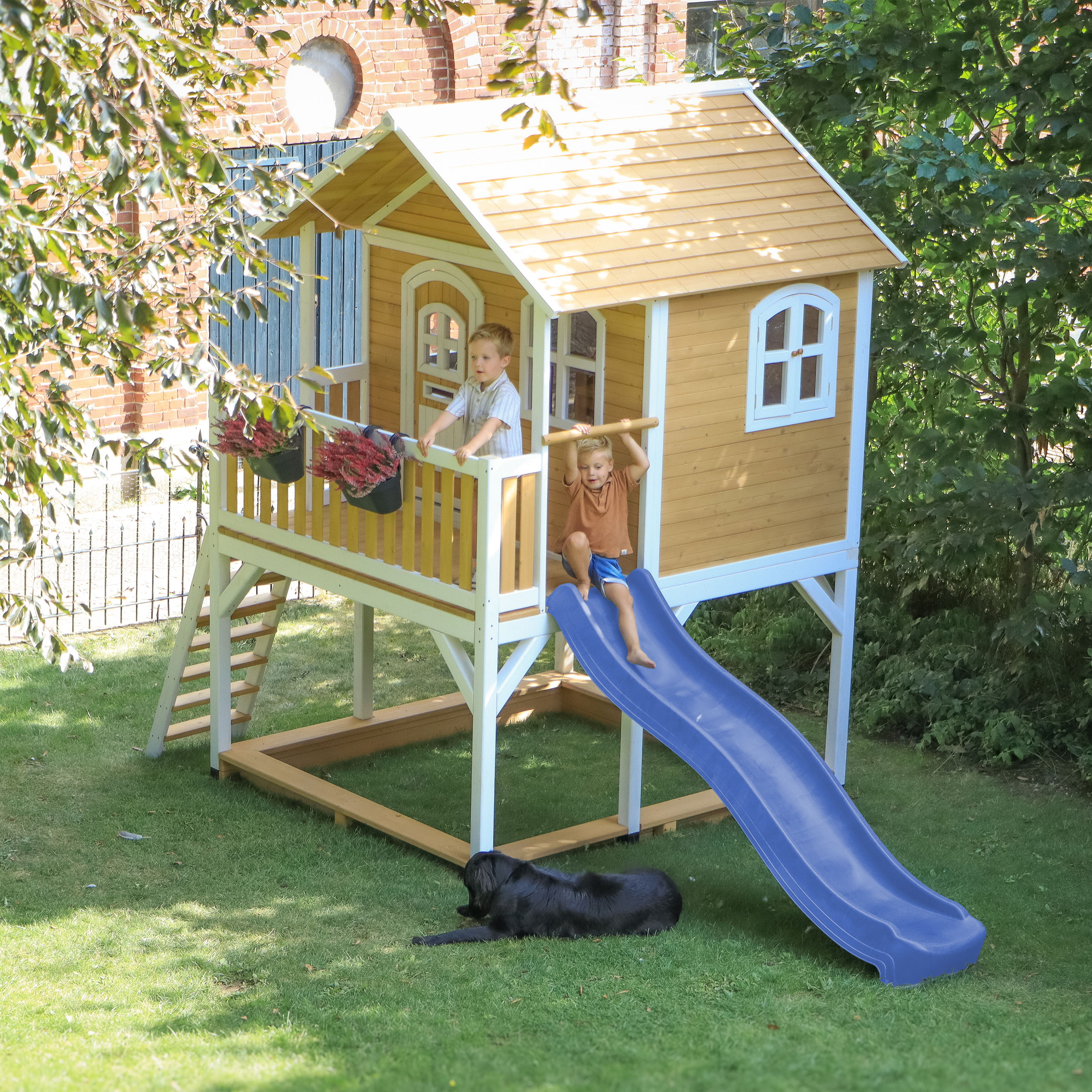 AXI Marc Playhouse Brown/White - Blue Slide