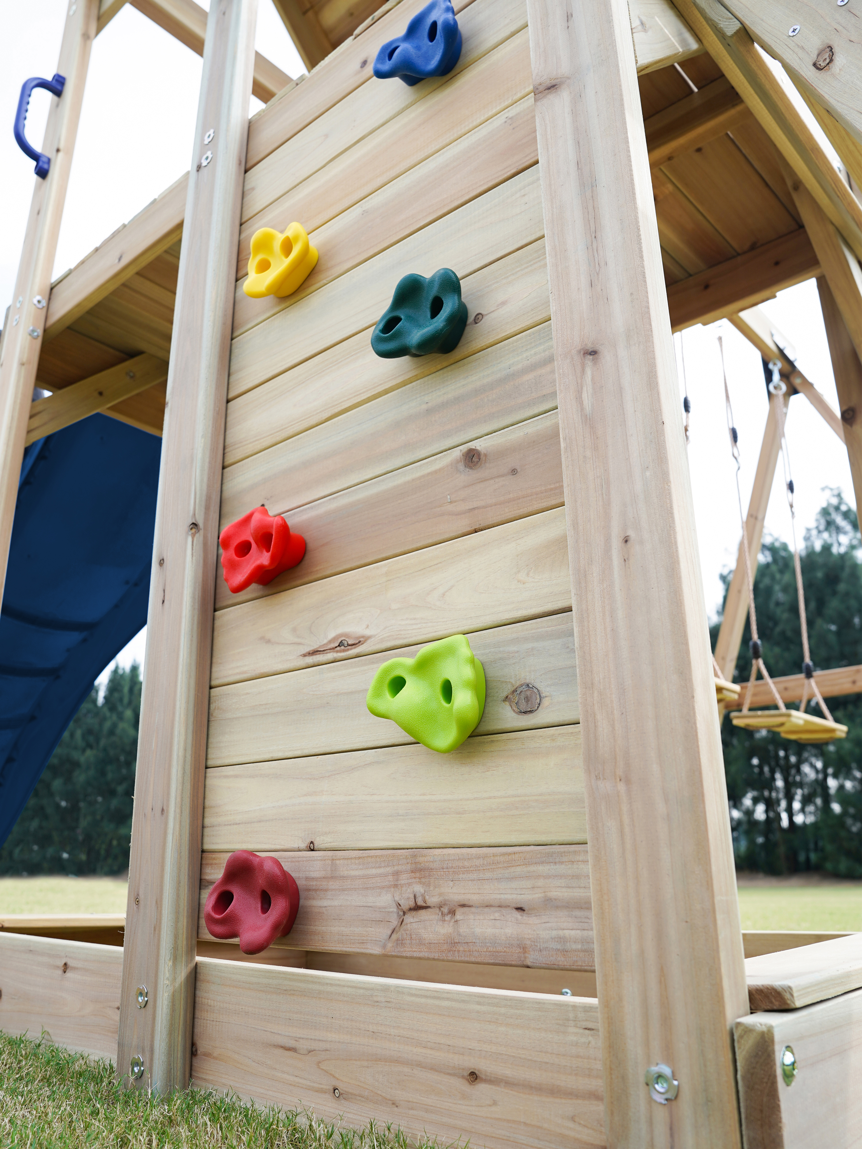 AXI Moos Play Set with Double Swing and Rope Ladder Brown - Blue Slide -8720365062100 AXI Moos Play Set with Double Swing and Rope Ladder Brown - Blue Slide