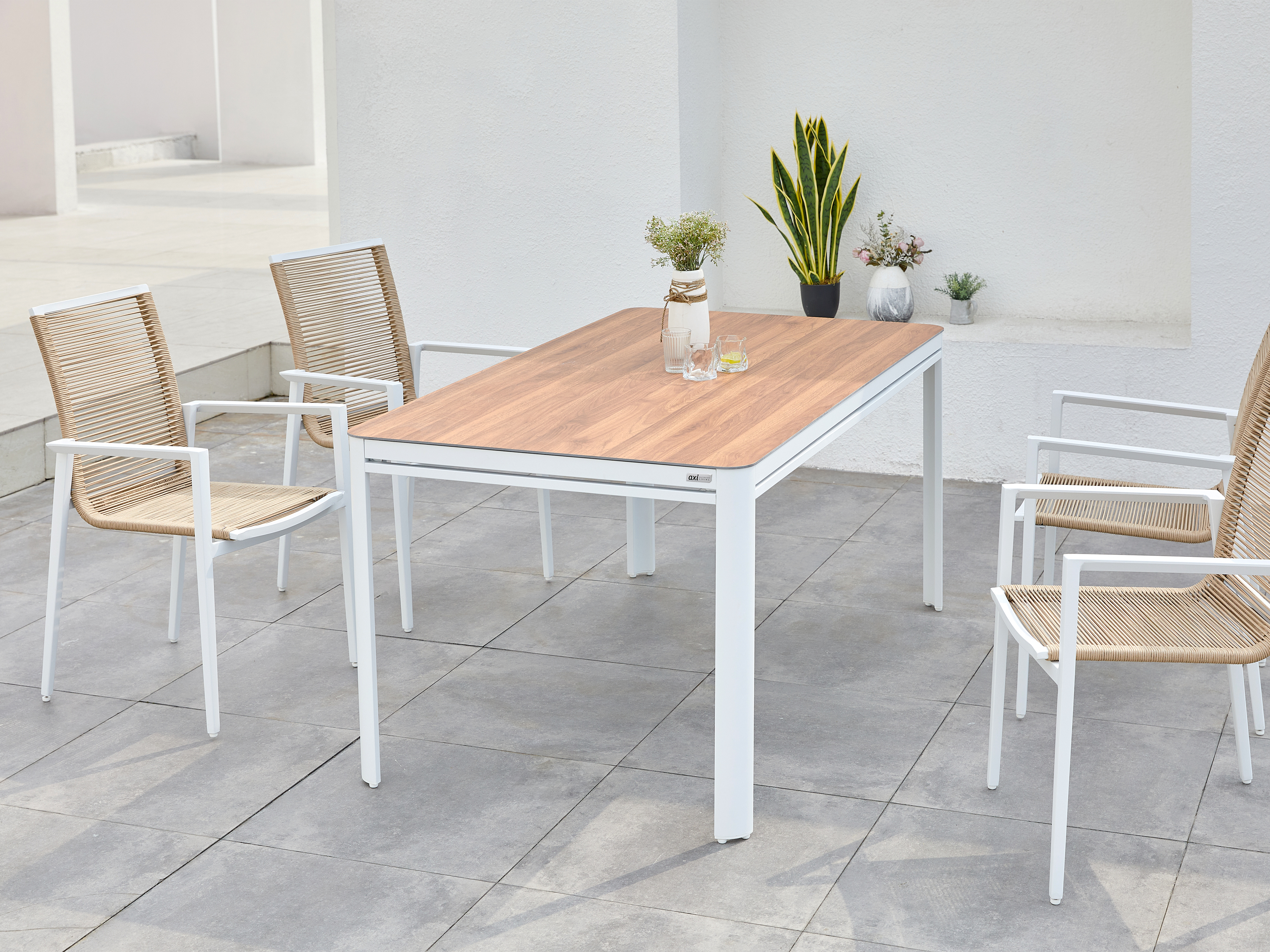 AXI Zora Garden Set with 4 Chairs White with Wood-Look PSPC-8720365062728 AXI Zora Garden Set with 4 Chairs White with Wood-Look PSPC