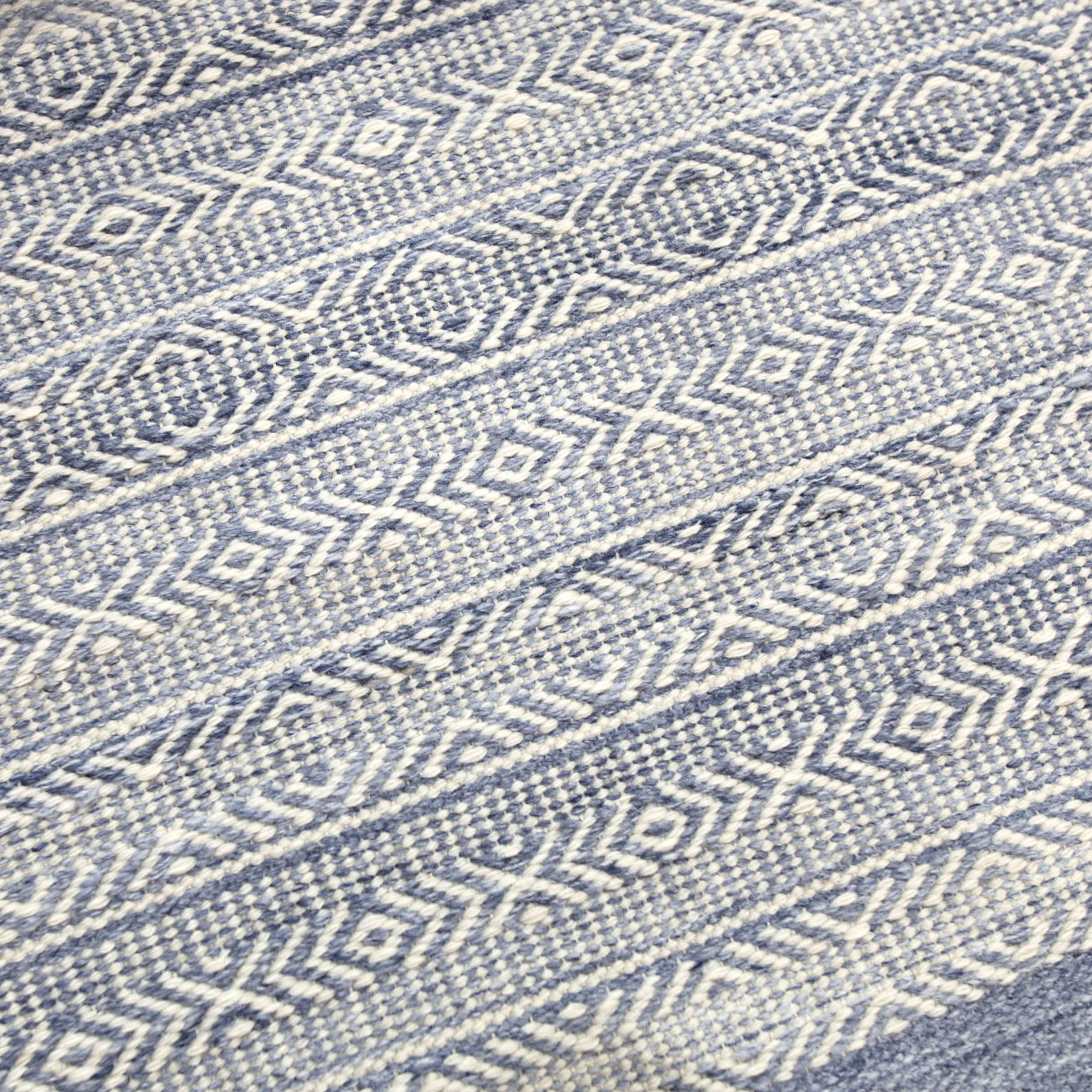 AXI Rhodos Outdoor Rug – 140 x 200 cm - Blue