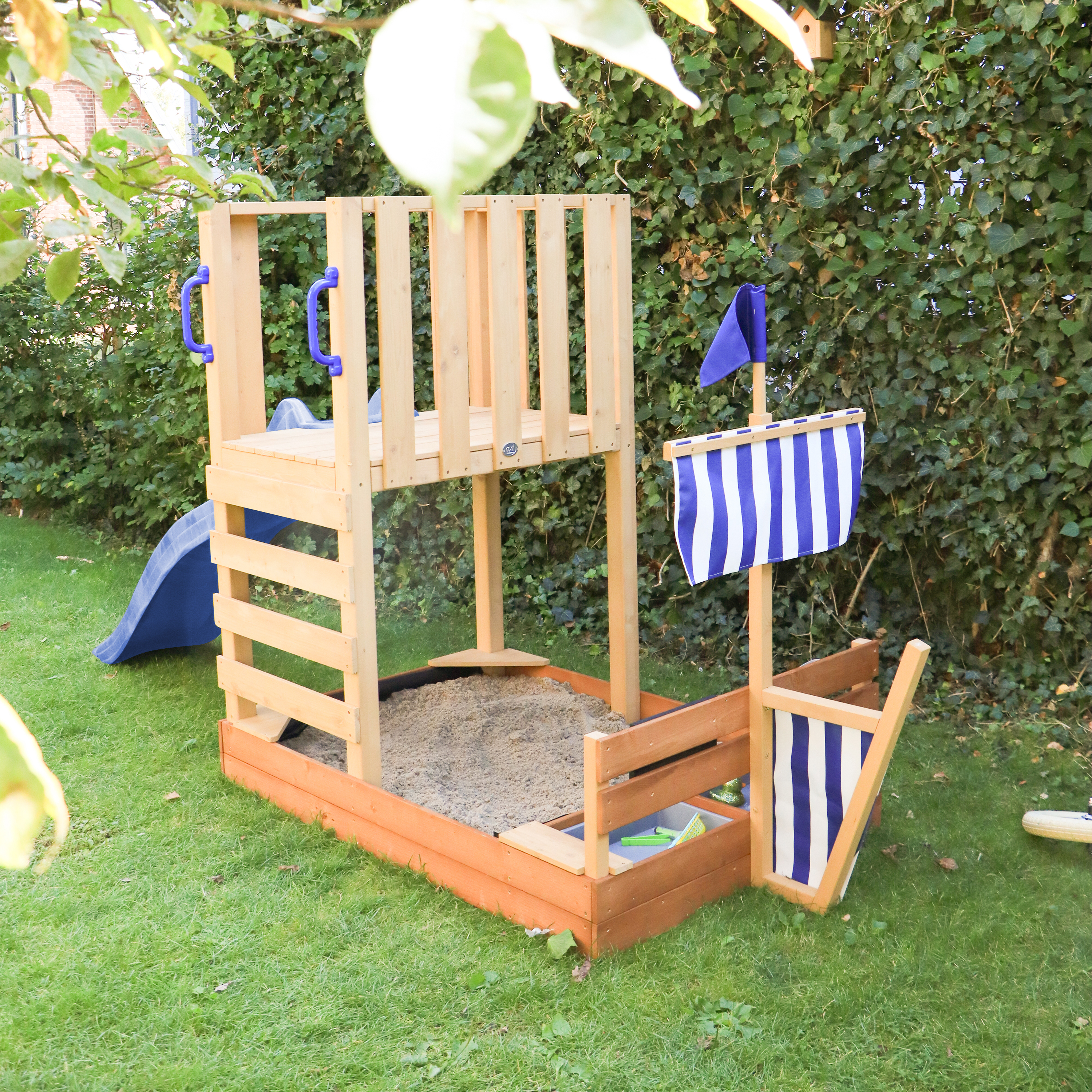 AXI Vicky Climbing Frame with Sandbox. Play Kitchen & Chalkboard – Blue Slide