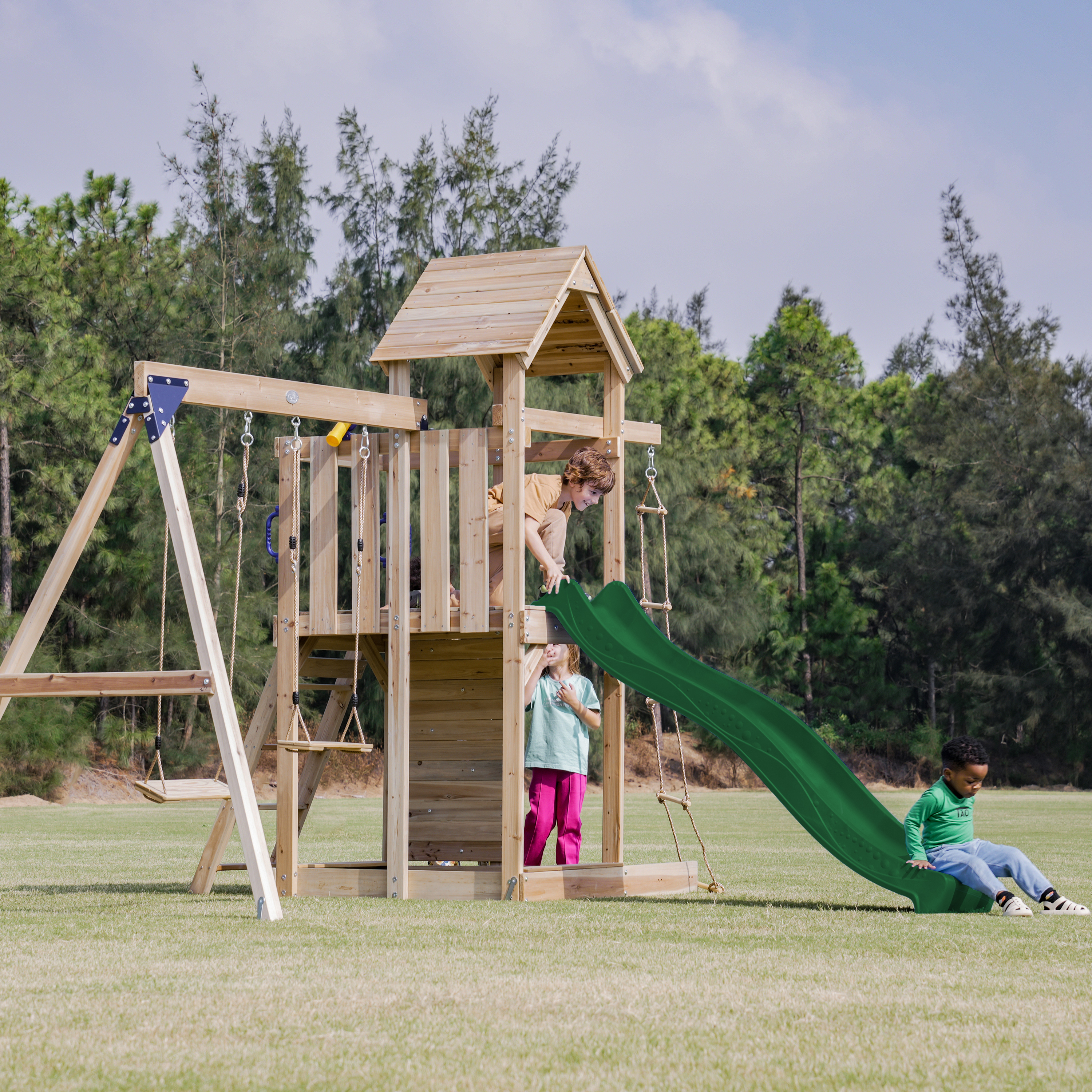 AXI Moos Speeltoestel met Dubbele Schommel en Touwladder Bruin – Groene Glijbaan -8720365064517 AXI Moos Speeltoestel met Dubbele Schommel en Touwladder Bruin – Groene Glijbaan