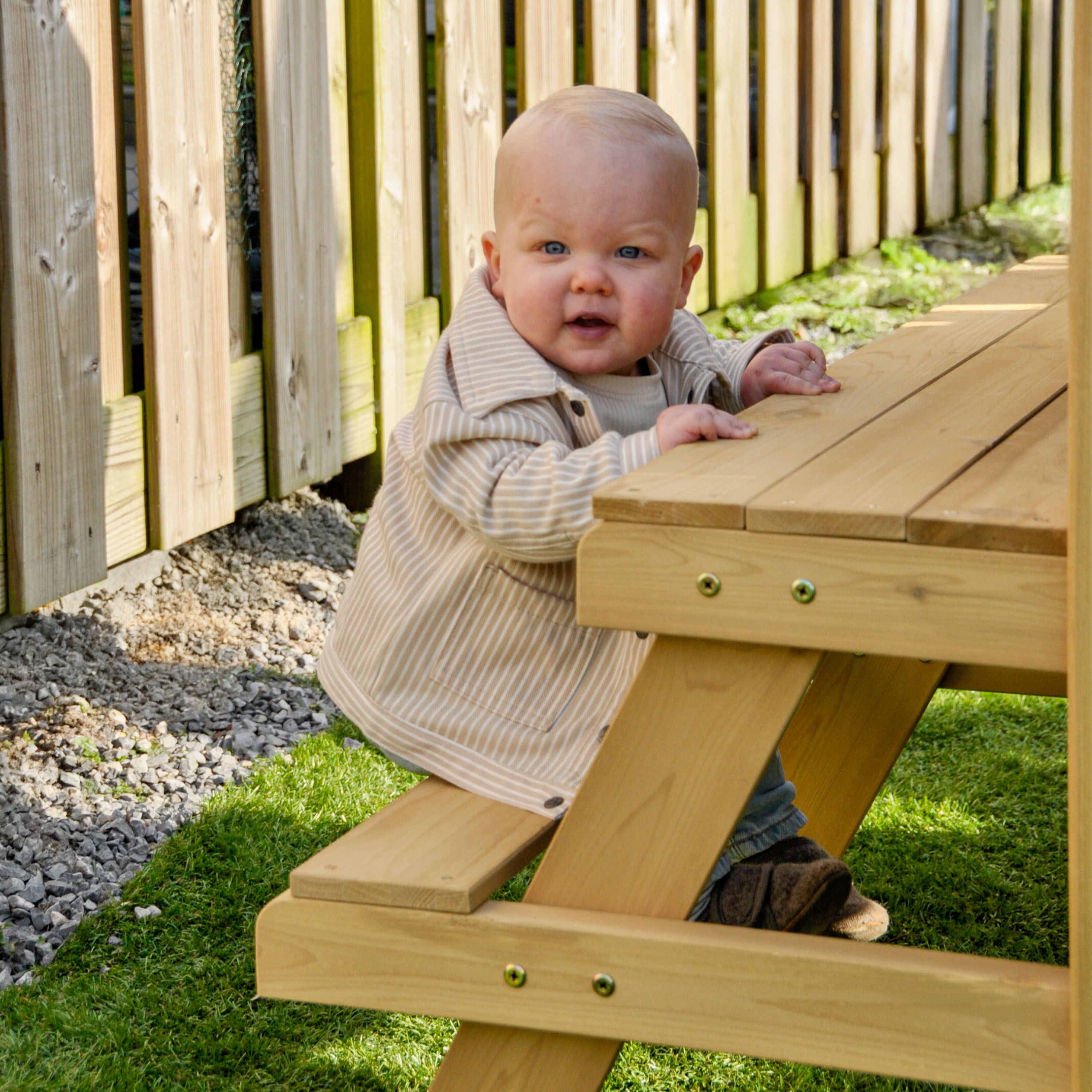 AXI Leah Mini Wooden Playtower with Sandbox, Picnic Table & Chalkboard – White Slide