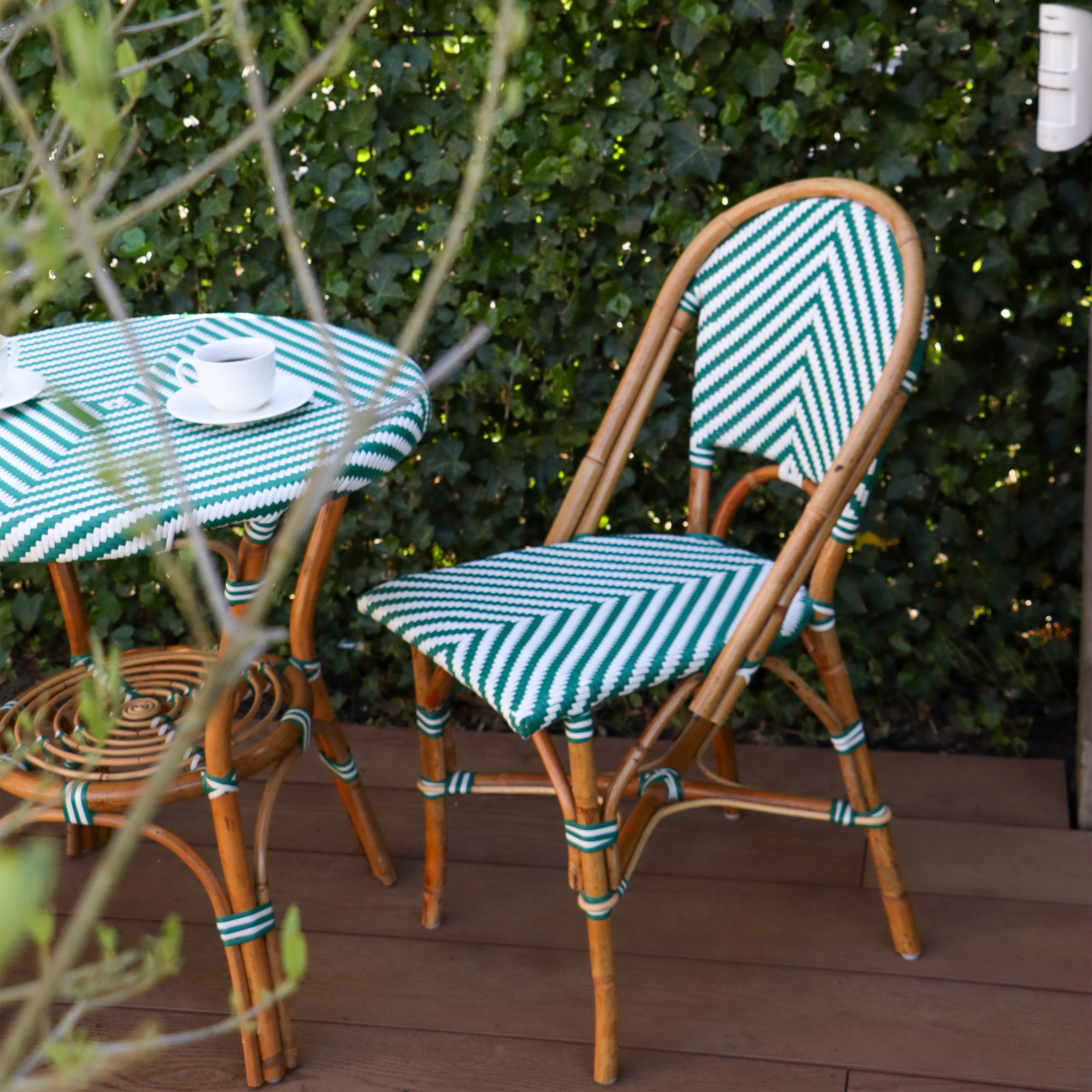 AXI Jacqueline Rattan Bistro Set Green/White-8720365066115 AXI Jacqueline Rattan Bistro Set Green/White