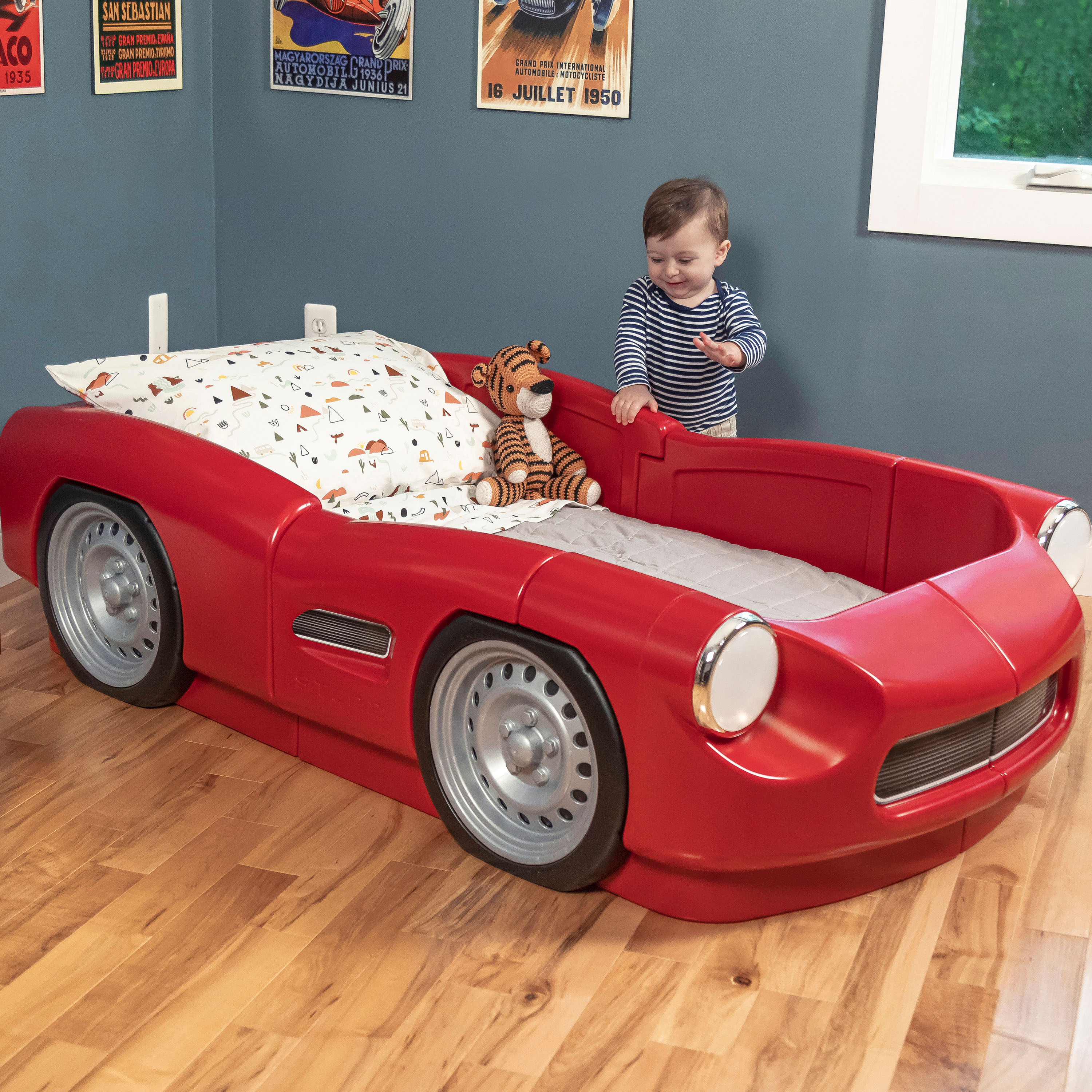 Step2 Roadster Toddler to Twin Children’s Extendable Bed