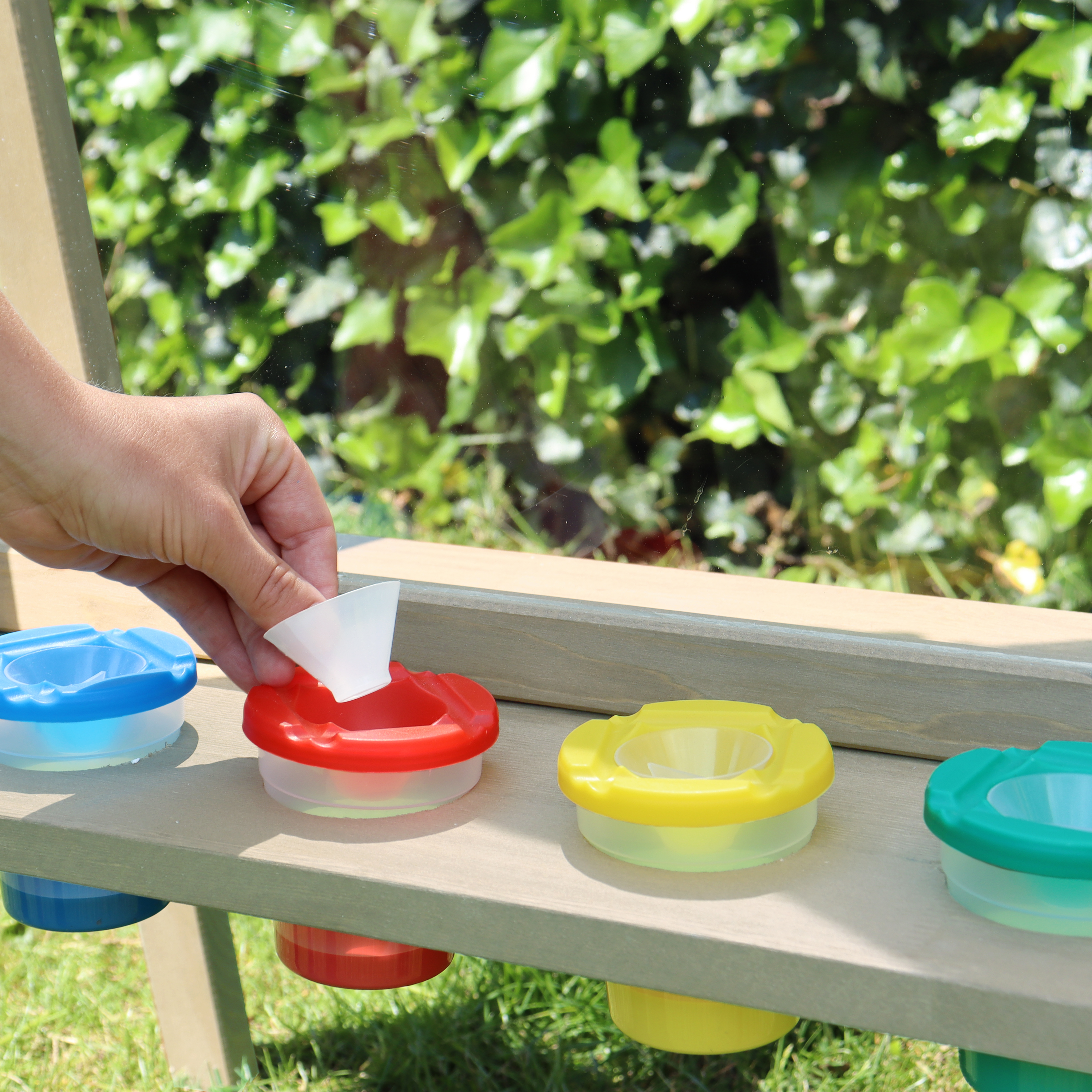 AXI Eric Activity Easel - Natural Brown