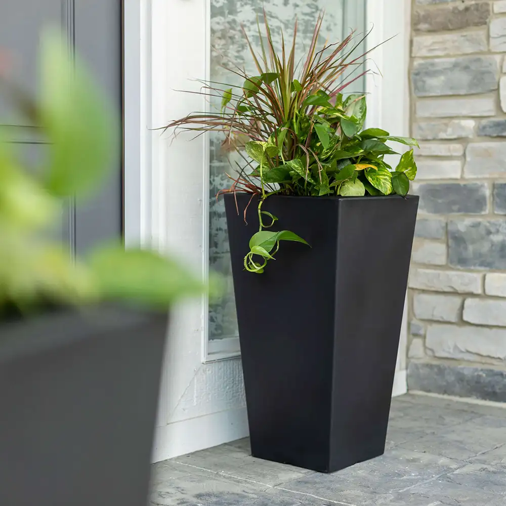 Step2 Tremont Vierkant Bloempot Groot - Onyx Black