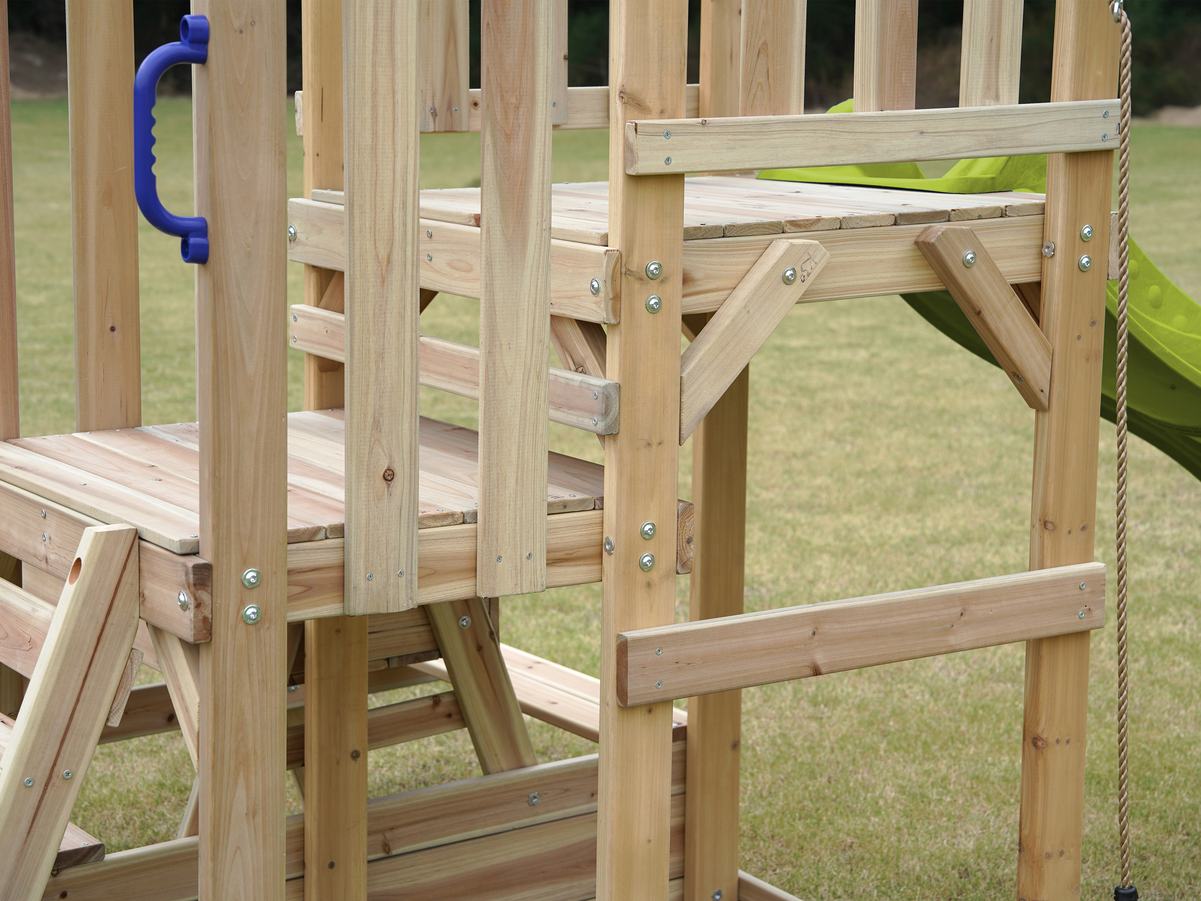 AXI Mette Playground with Double Swing Brown - Lime Green Slide 