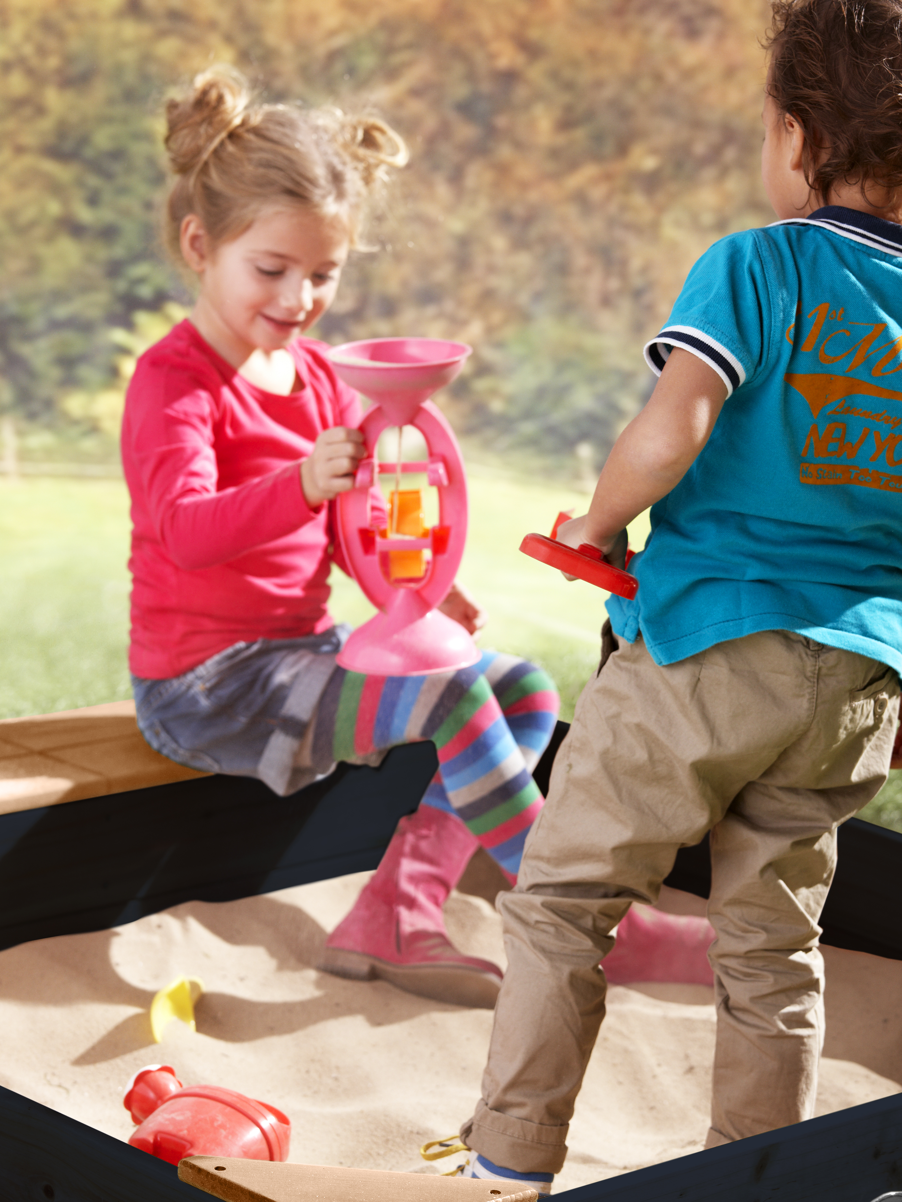 AXI Amy Sandbox with Storage and Bench - 115 x 115 cm - Anthracite/Brown