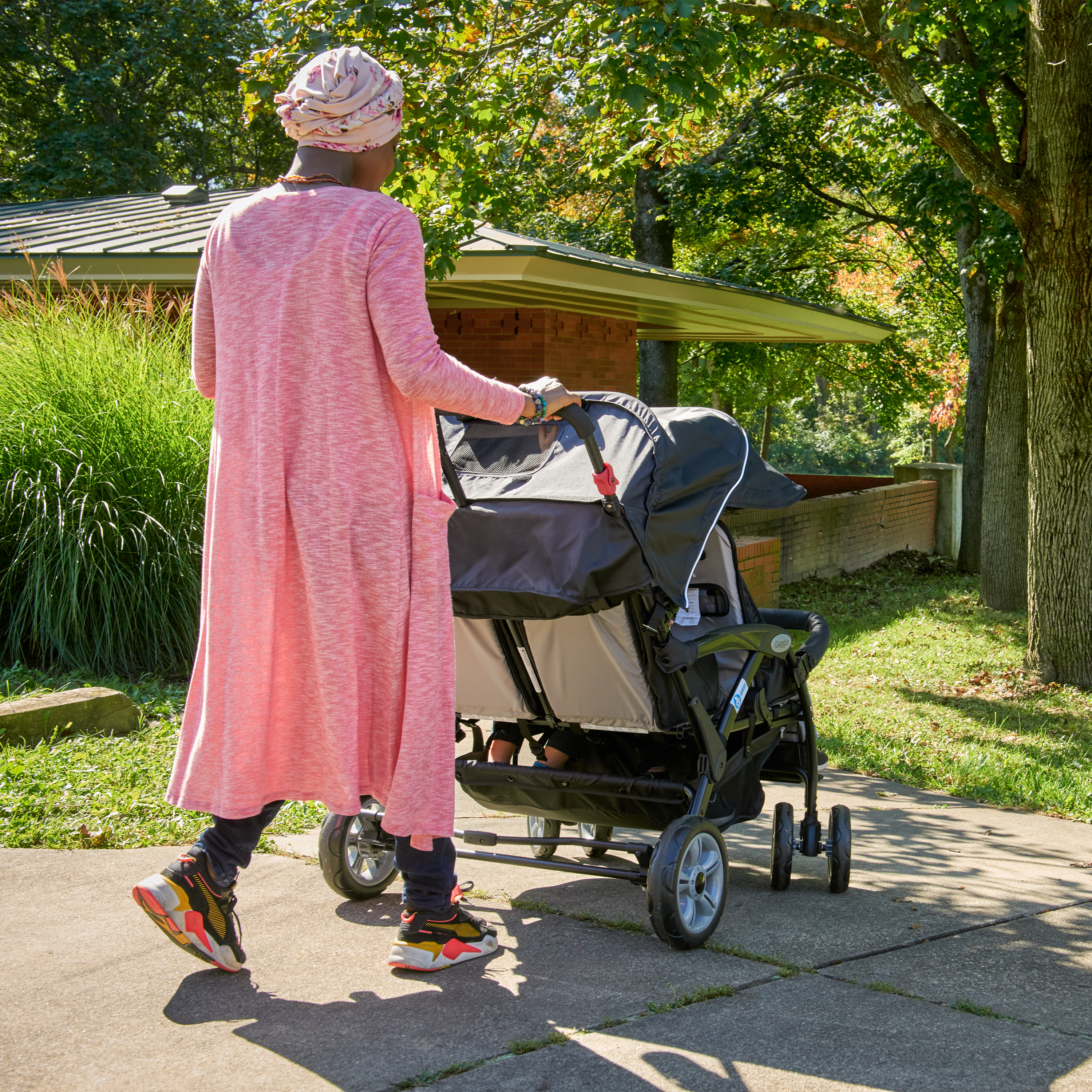 Gaggle Odyssey 4x4 Quad Stroller for 4 Children - Black-0849801001157 Gaggle Odyssey 4x4 Quad Stroller for 4 Children - Black