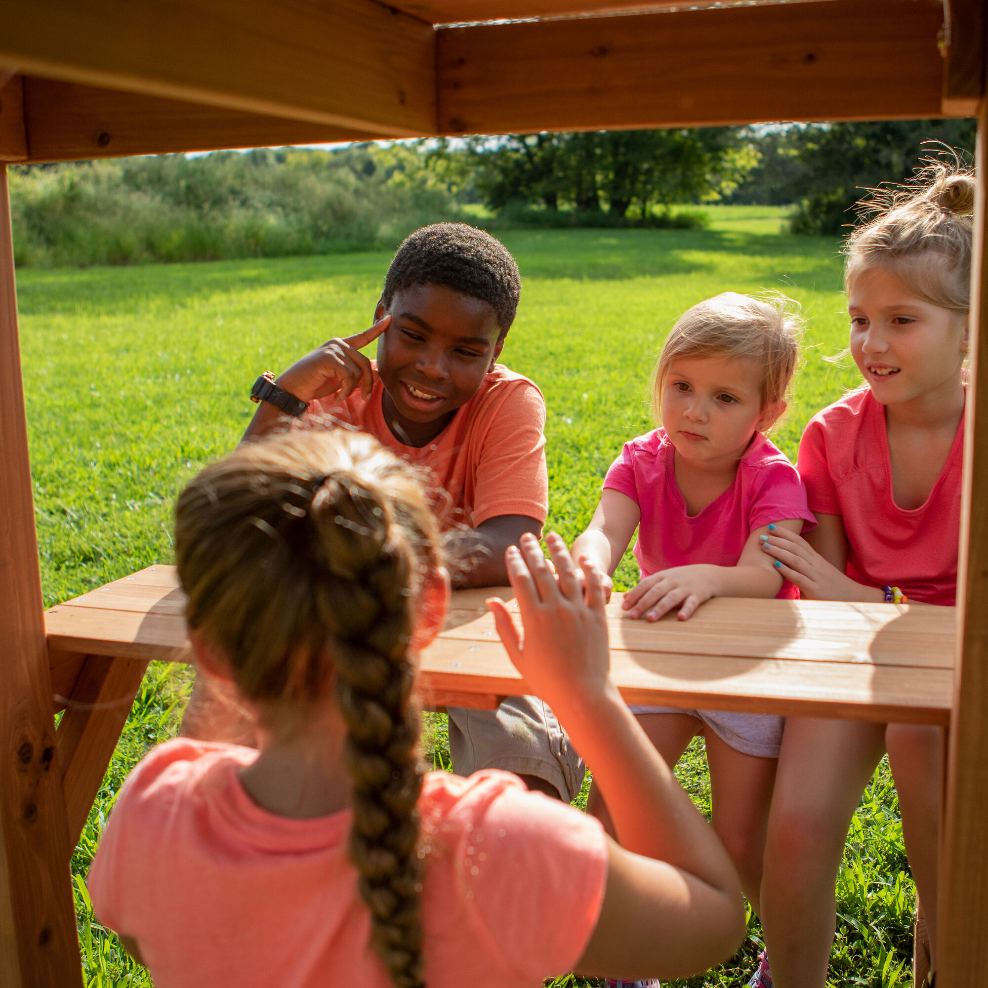 Backyard Discovery Belmont Speeltoren met Schommels en Glijbaan