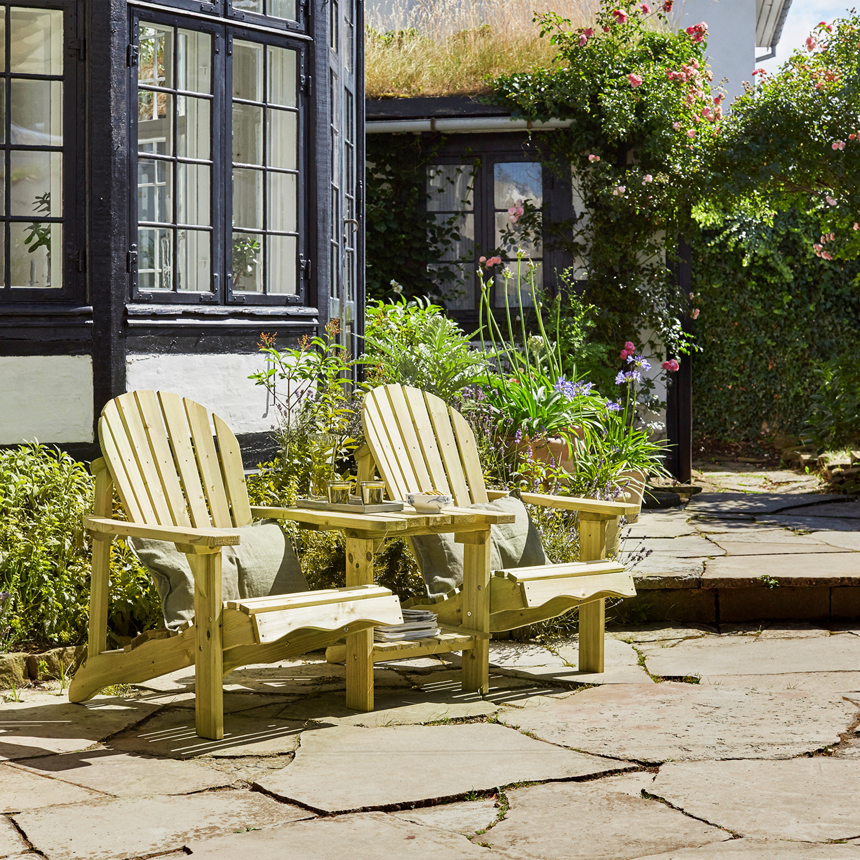 AXI Valerie Wooden Double Garden Chair with Table 175 cm - Natural