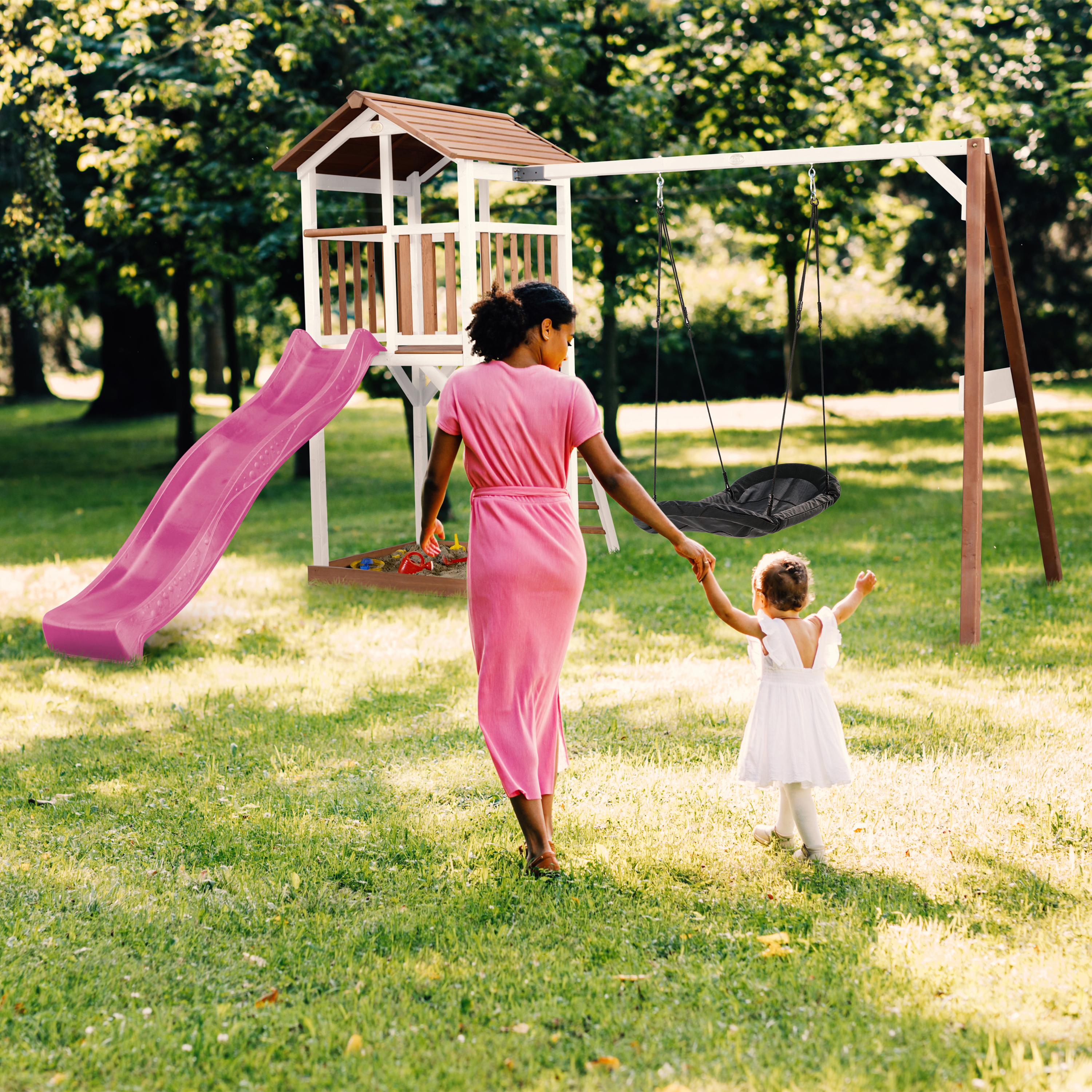 AXI Beach Tower with Roxy Nest Swing Set Brown/White - Purple Slide
