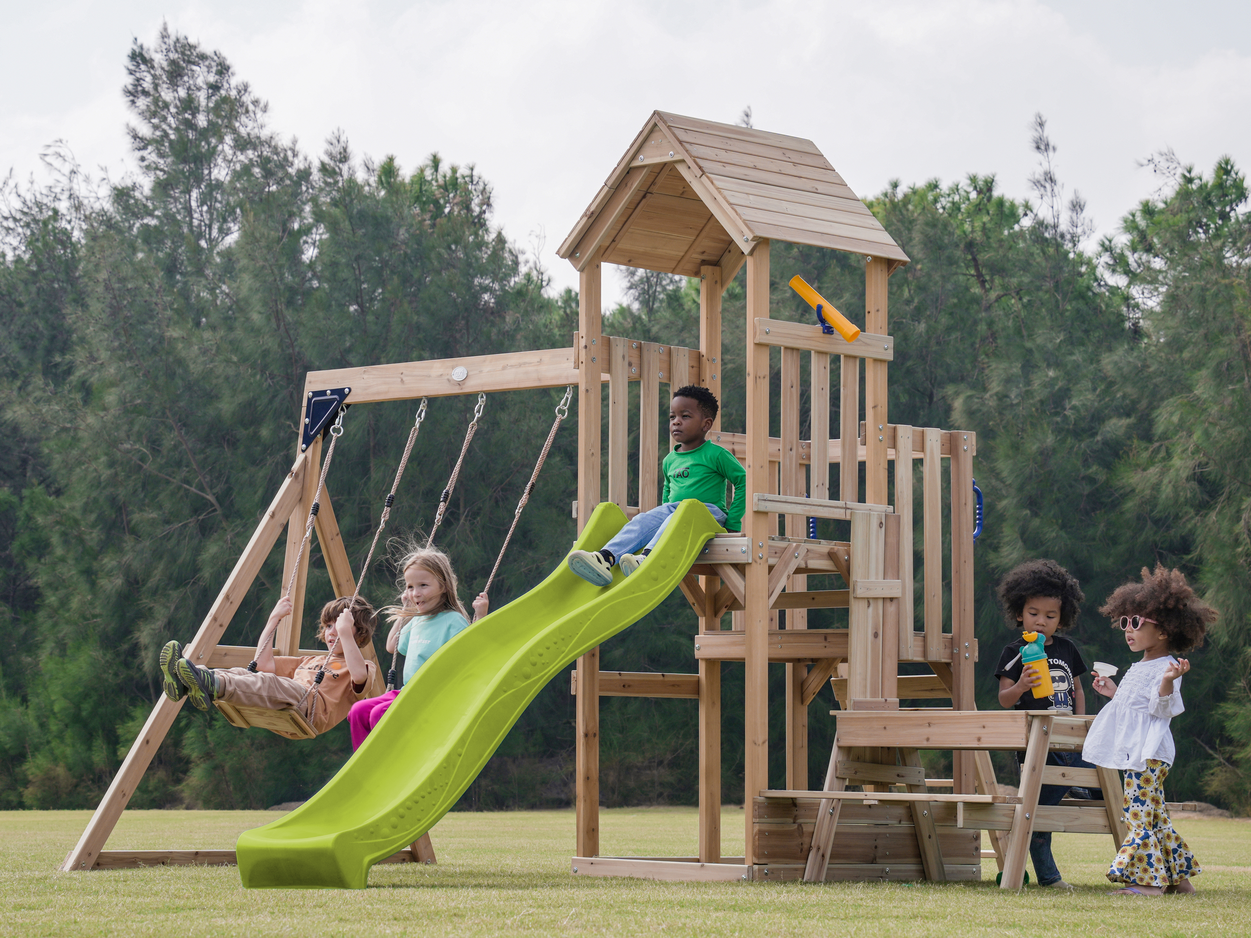 AXI Mette Playground with Double Swing Brown - Lime Green Slide 