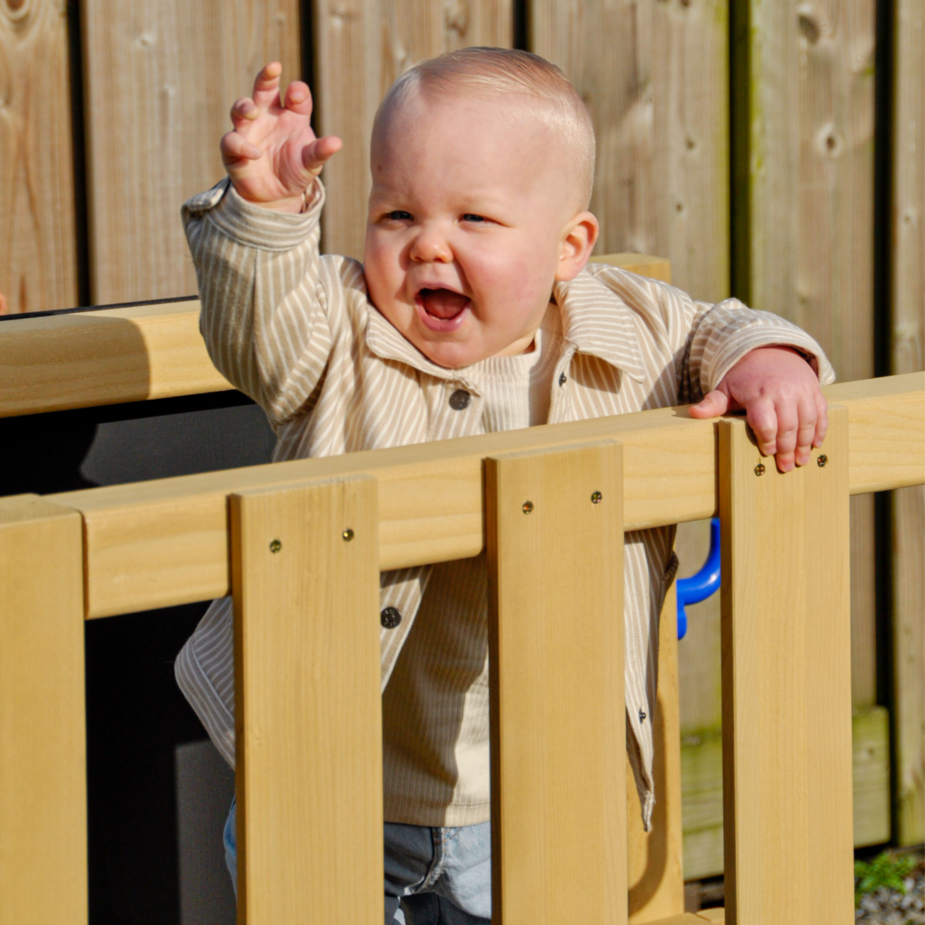 AXI Leah Mini Wooden Playtower with Sandbox, Picnic Table & Chalkboard – White Slide