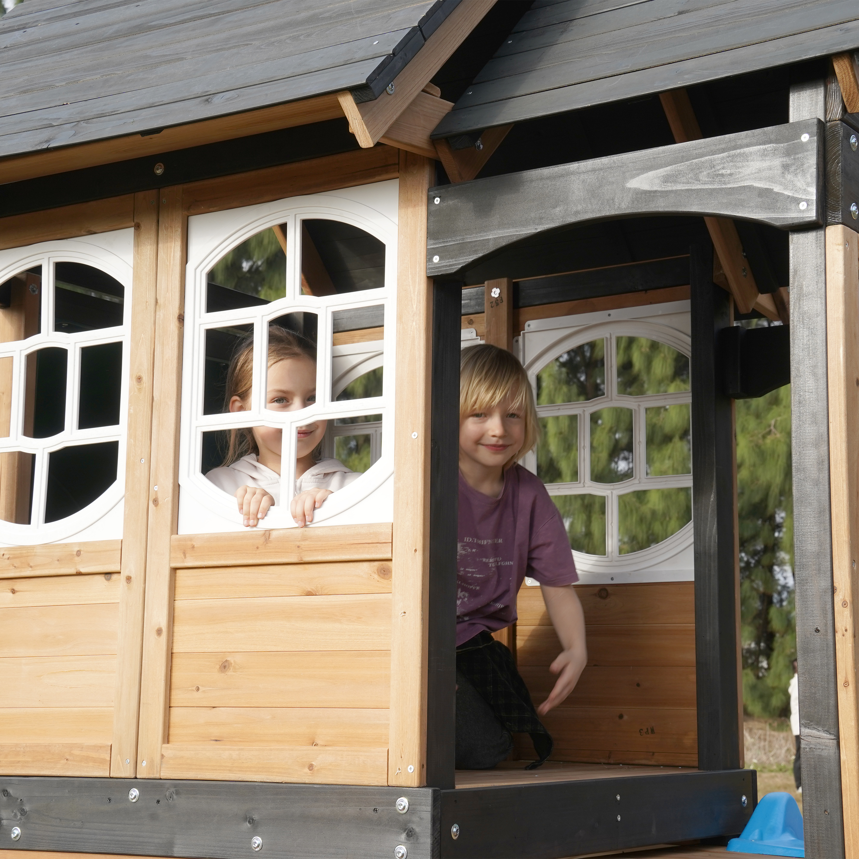 AXI Noud Climbing Frame with Playhouse, Swings, Trapeze and Climbing Wall – Pastel Blue Slide and Tube Slide