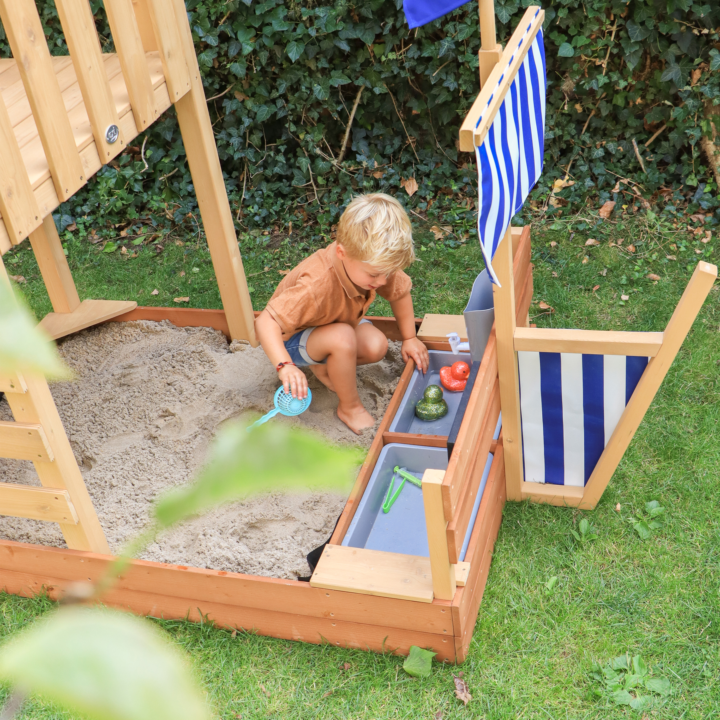 AXI Vicky Climbing Frame with Sandbox. Play Kitchen & Chalkboard – Blue Slide