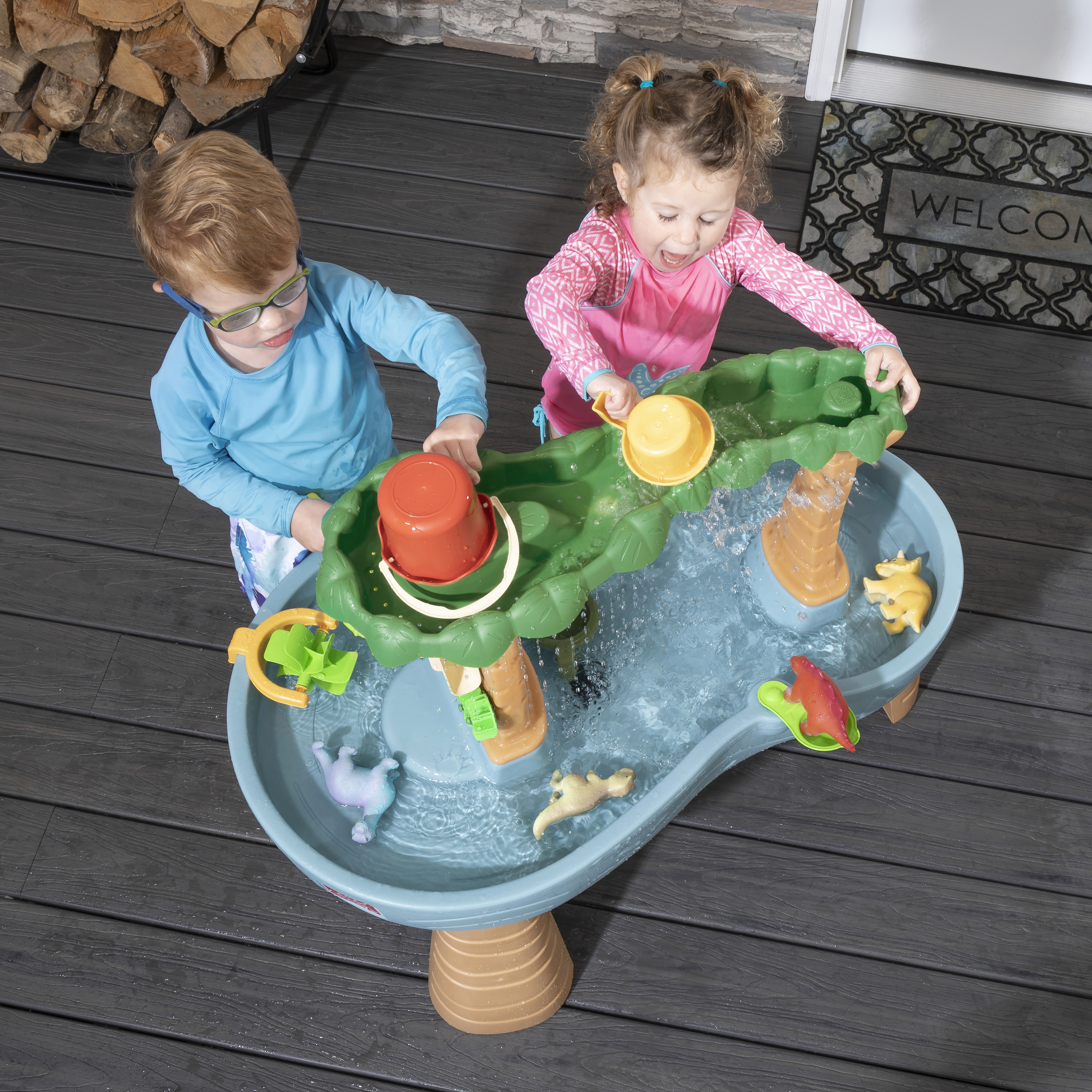Step2 Dino Showers Water Table
