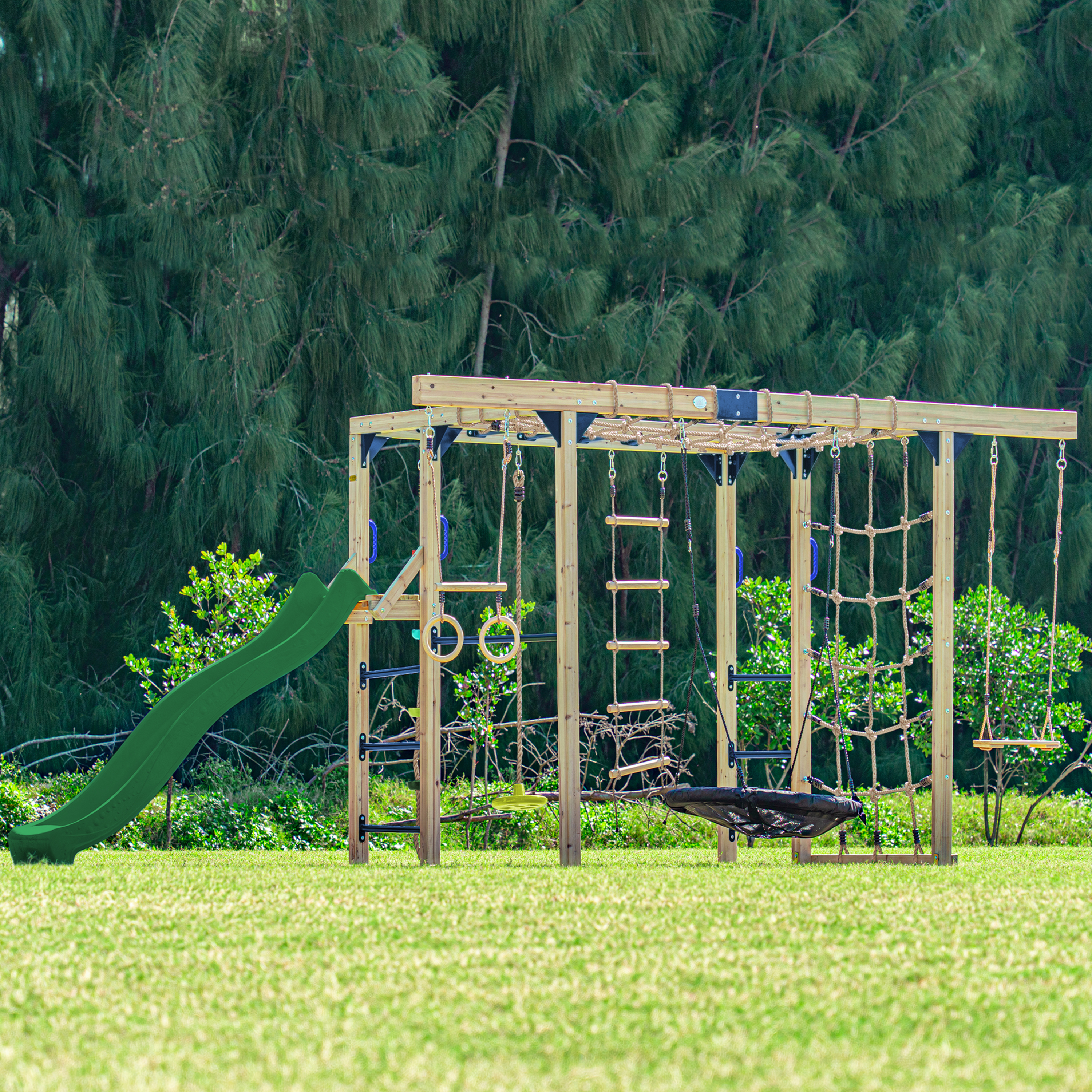 AXI Boris Wooden Playcentre with Swings, Trapeze, Climbing Nets and Monkey Bars – Green Slide