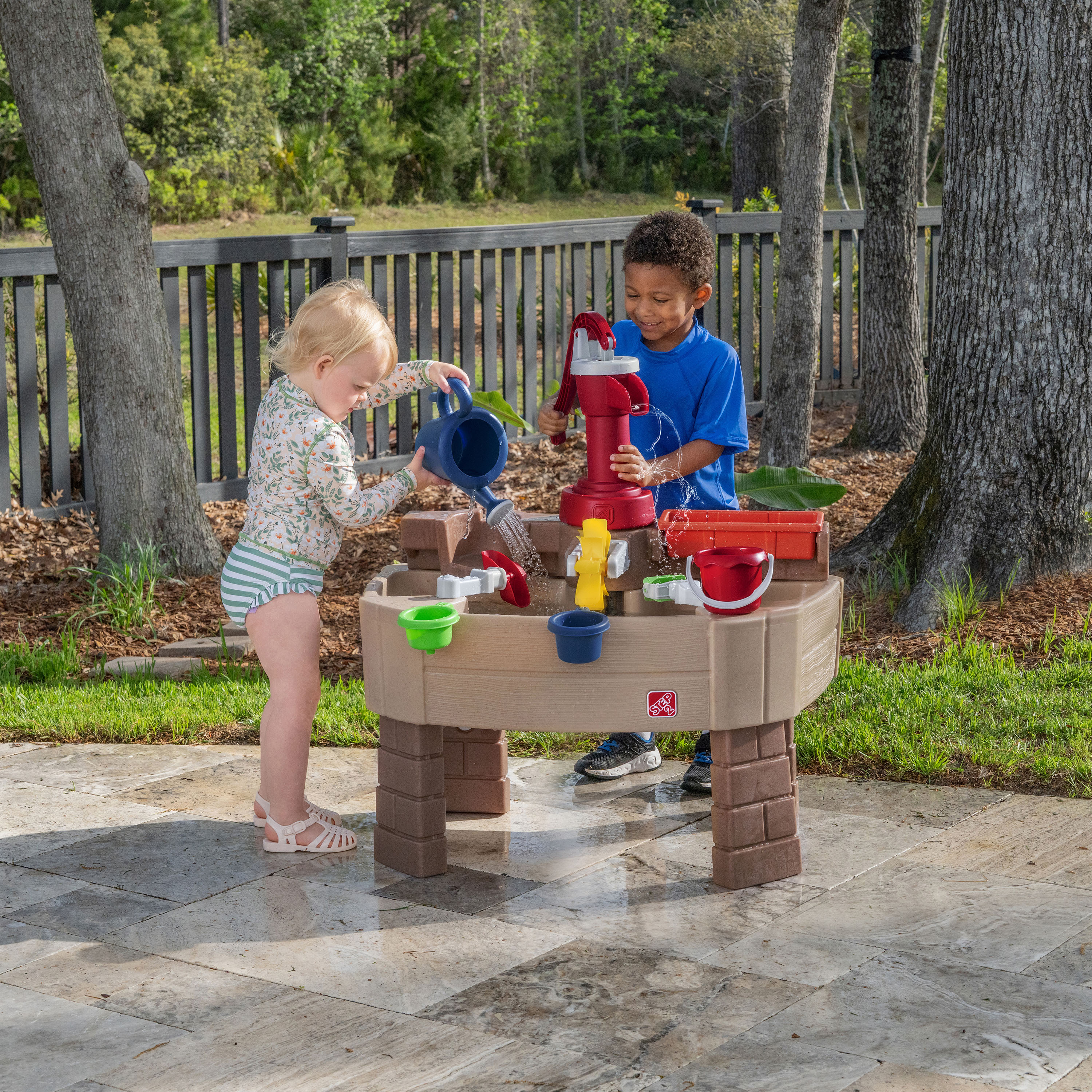 Step2 Pump & Splash Discovery Water Table