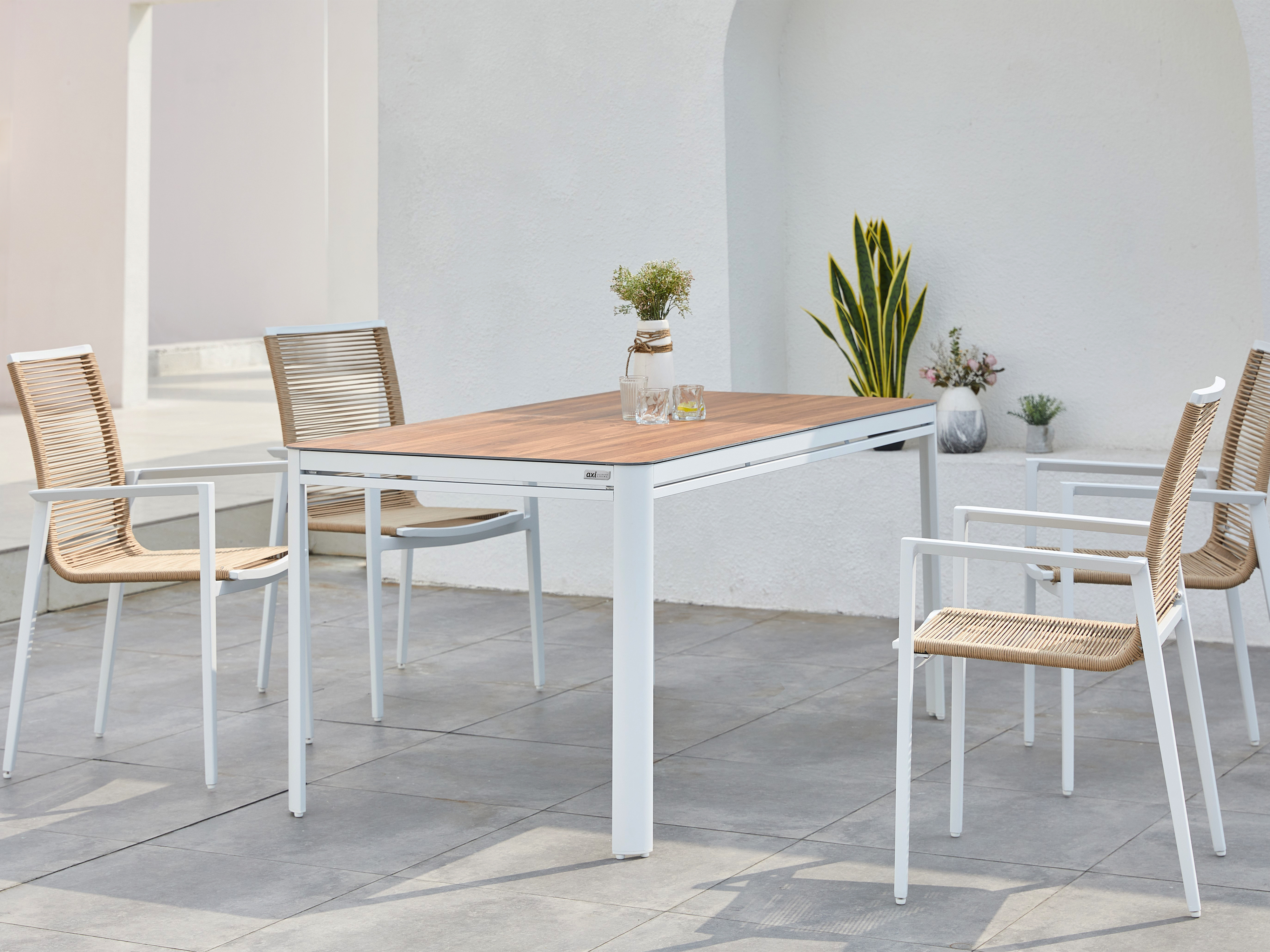 AXI Zora Garden Set with 4 Chairs White with Wood-Look PSPC-8720365062728 AXI Zora Garden Set with 4 Chairs White with Wood-Look PSPC