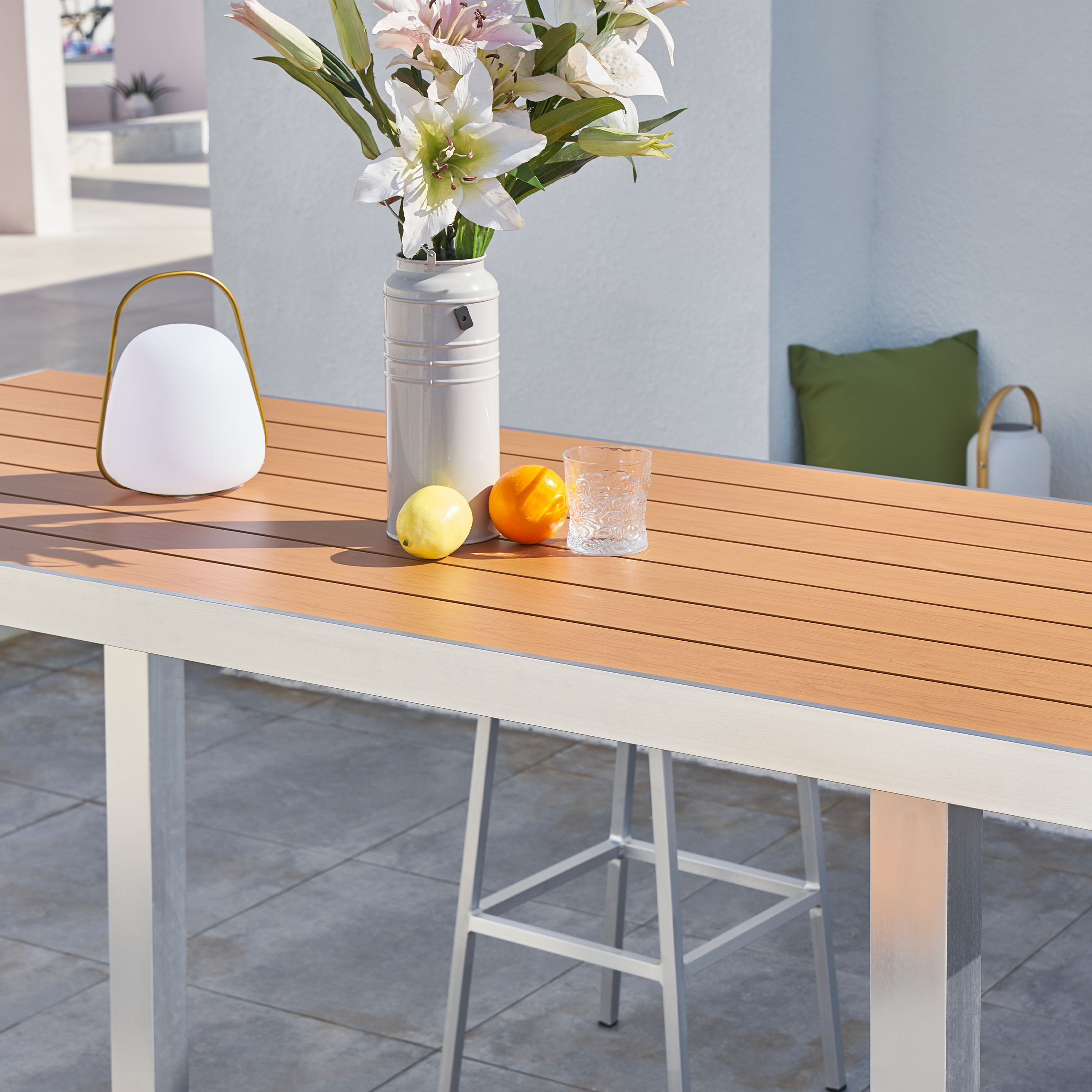 AXI James Barset met 4 barkrukken Aluminium/hout-look-8720365061257 AXI James Barset met 4 barkrukken Aluminium/hout-look