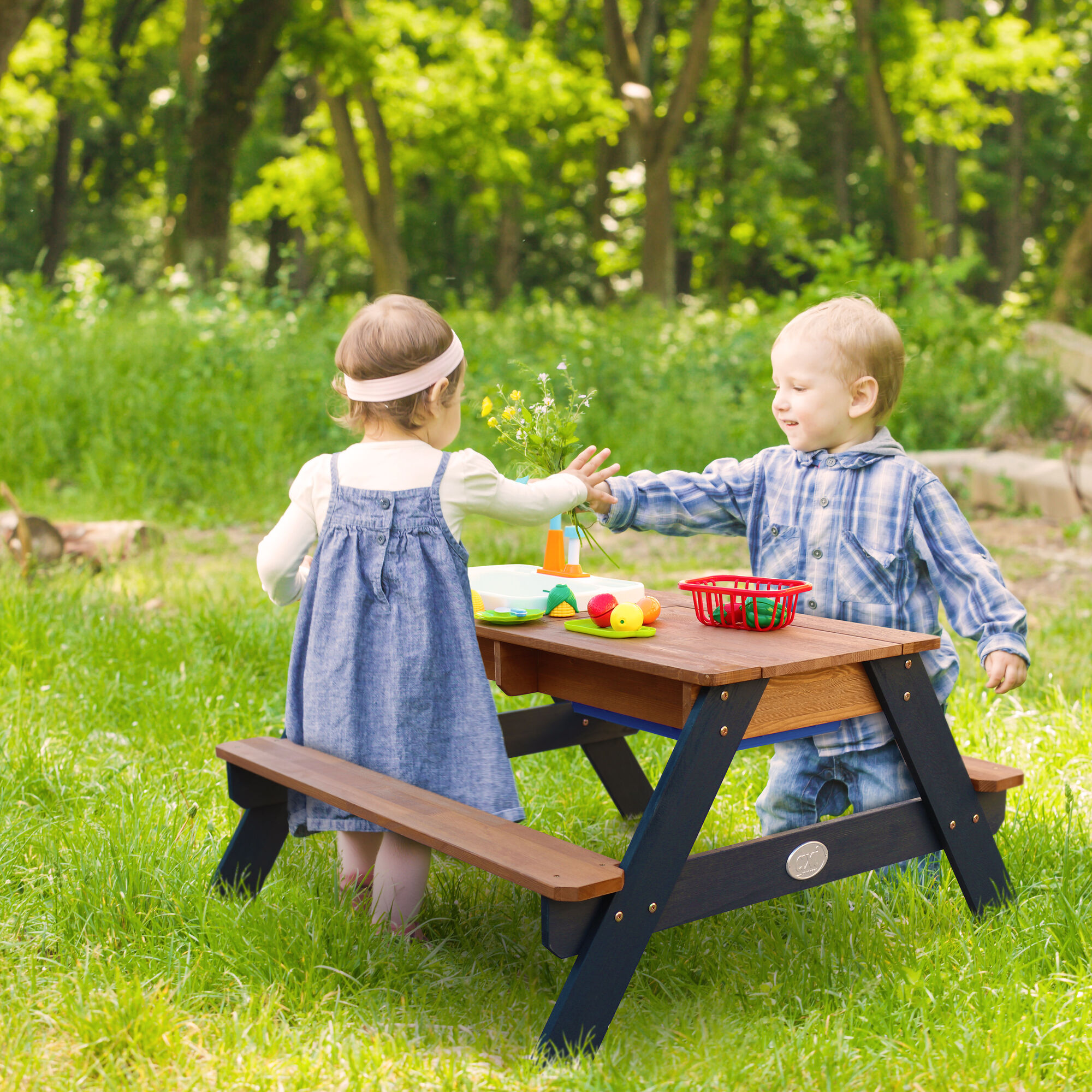 AXI Emily Zand & Water Picknicktafel met Speelkeuken wastafel Antraciet/bruin