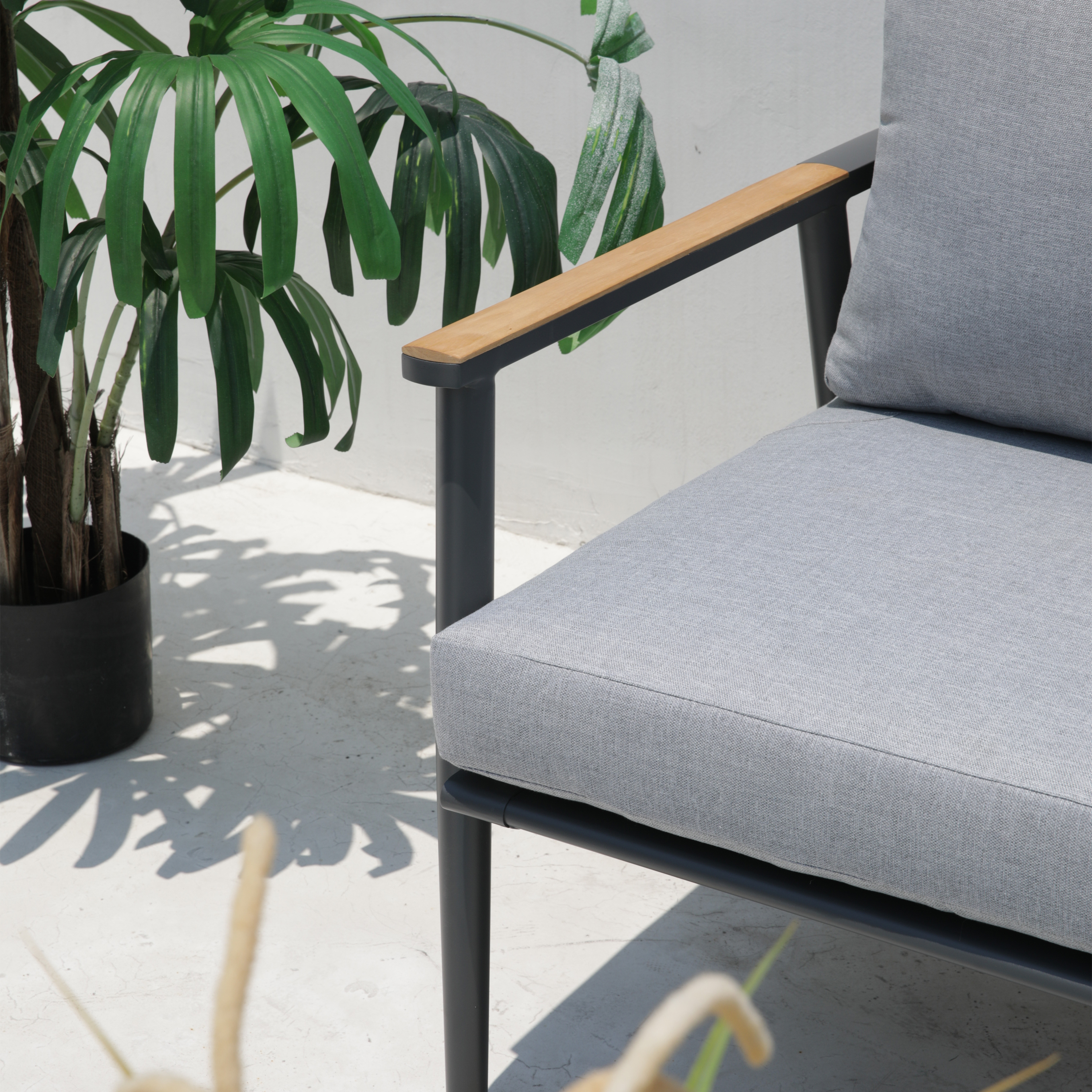 AXI Bibi lounge set 4-piece with bench. table and two chairs Anthracite/Teak-8720365062681 AXI Bibi lounge set 4-piece with bench. table and two chairs Anthracite/Teak