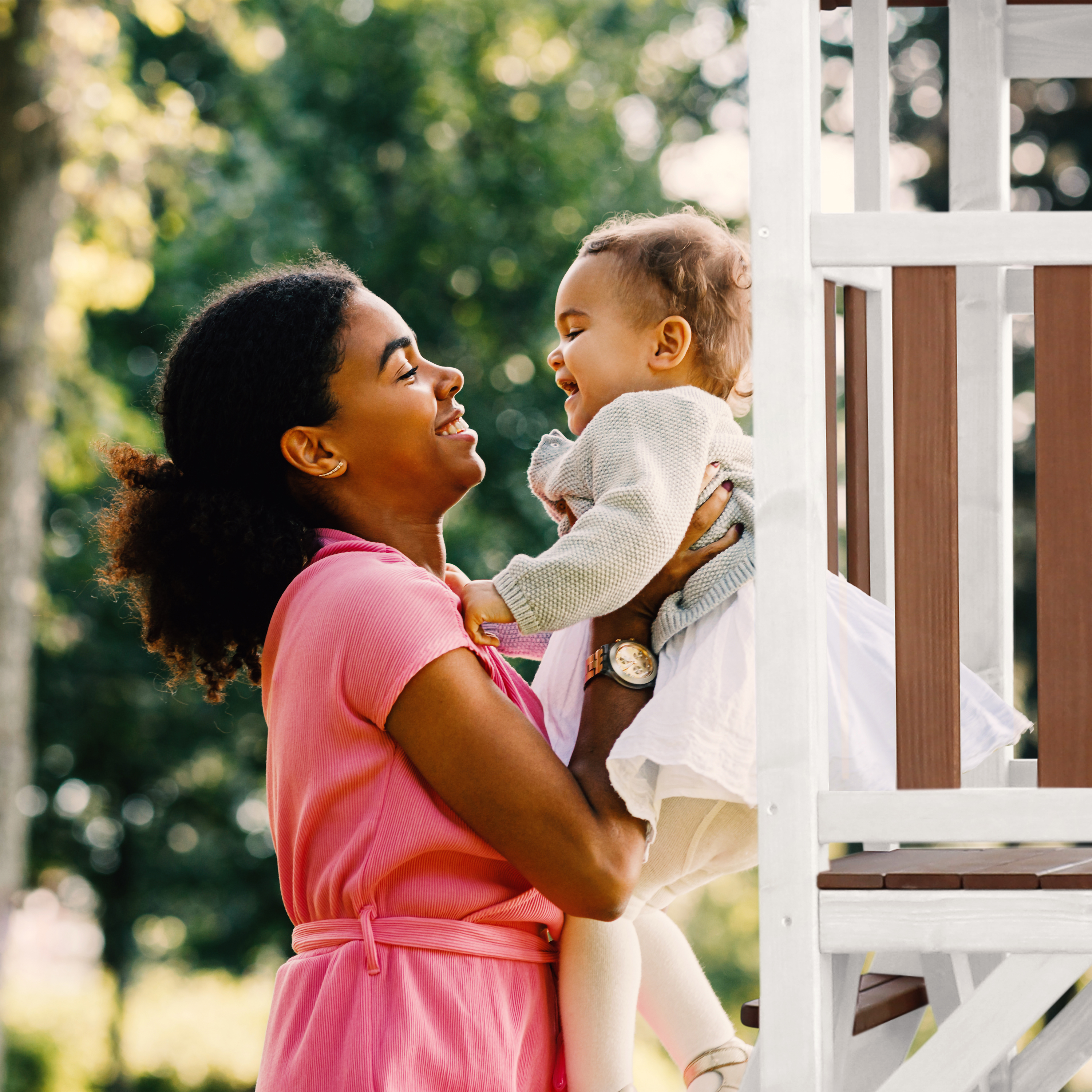 AXI Beach Tower with Summer Nest Swing Set Brown/White - Red Slide-8720365061684 AXI Beach Tower with Summer Nest Swing Set Brown/White - Red Slide