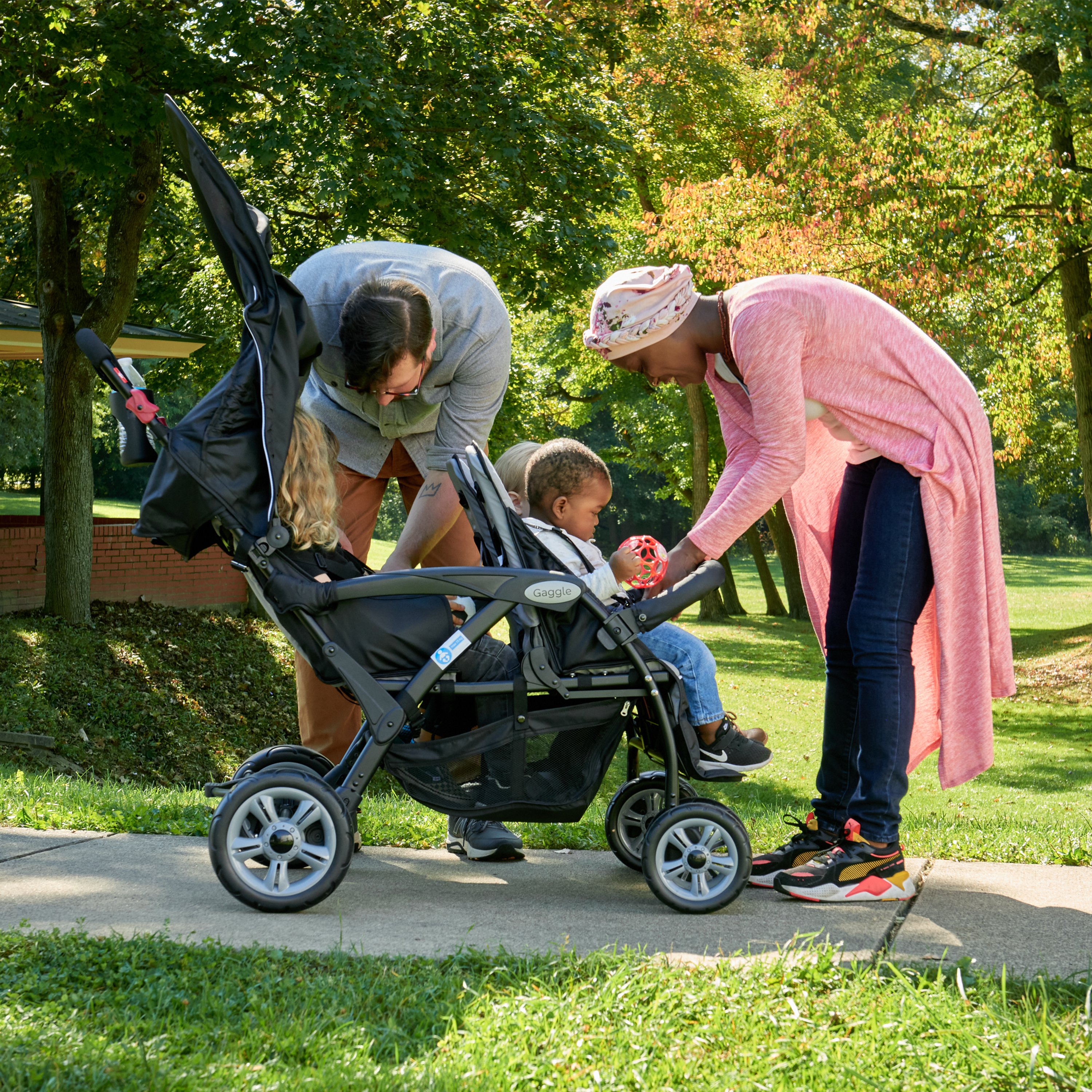 Gaggle Odyssey 4x4 Quad Stroller for 4 Children - Black-0849801001157 Gaggle Odyssey 4x4 Quad Stroller for 4 Children - Black