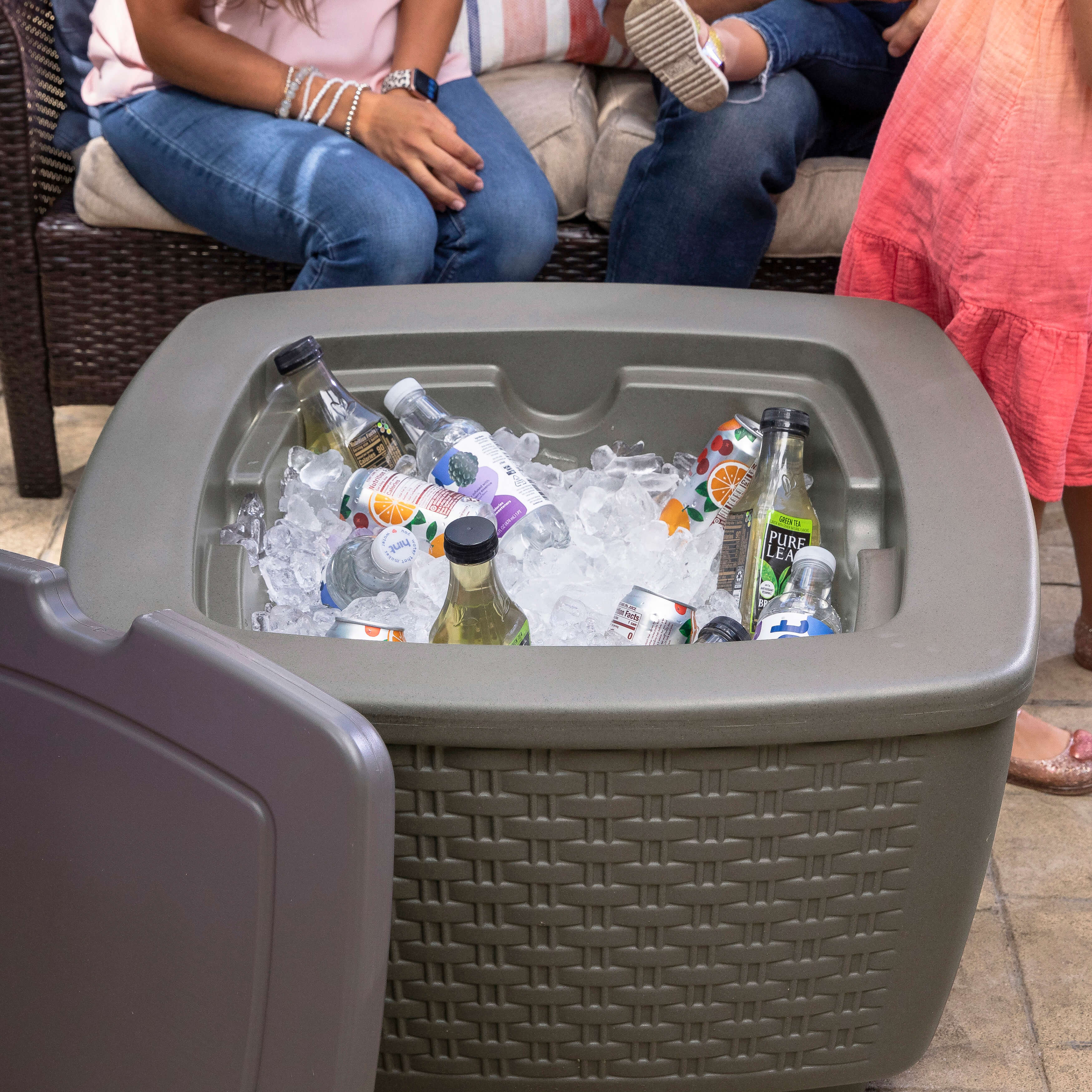 Step2 Just Chilling Patio Table & Ice Bin-0733538518395 Step2 Just Chilling Patio Table & Ice Bin