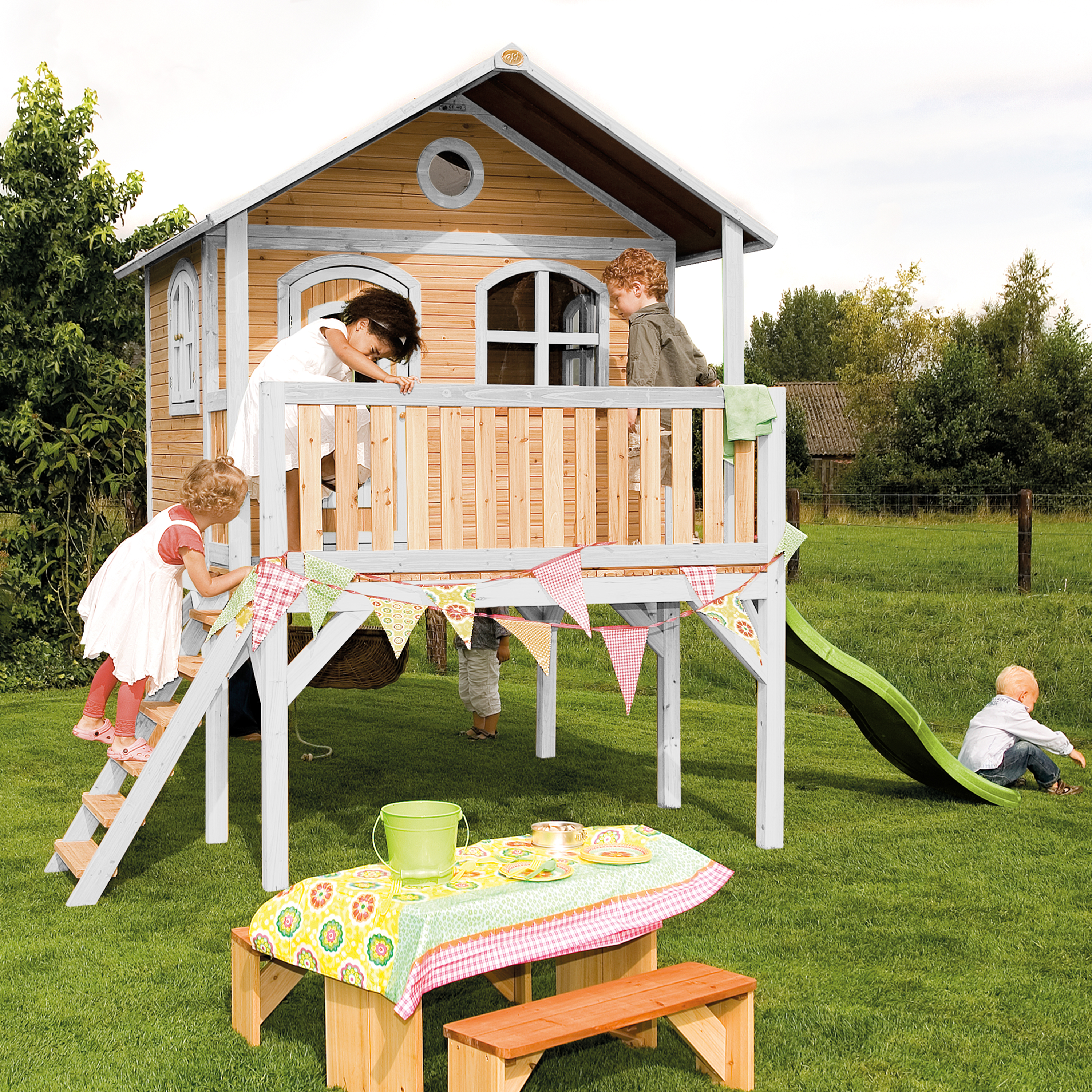 AXI Sophie Playhouse Brown/white - Lime green Slide 
